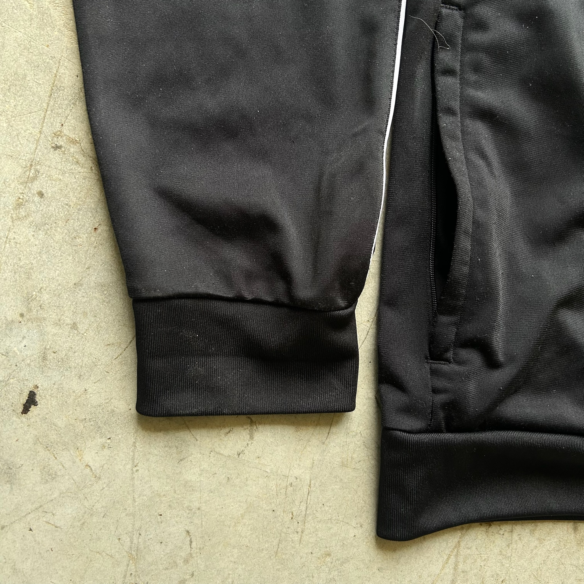 Adidas Tracksuit (XL)