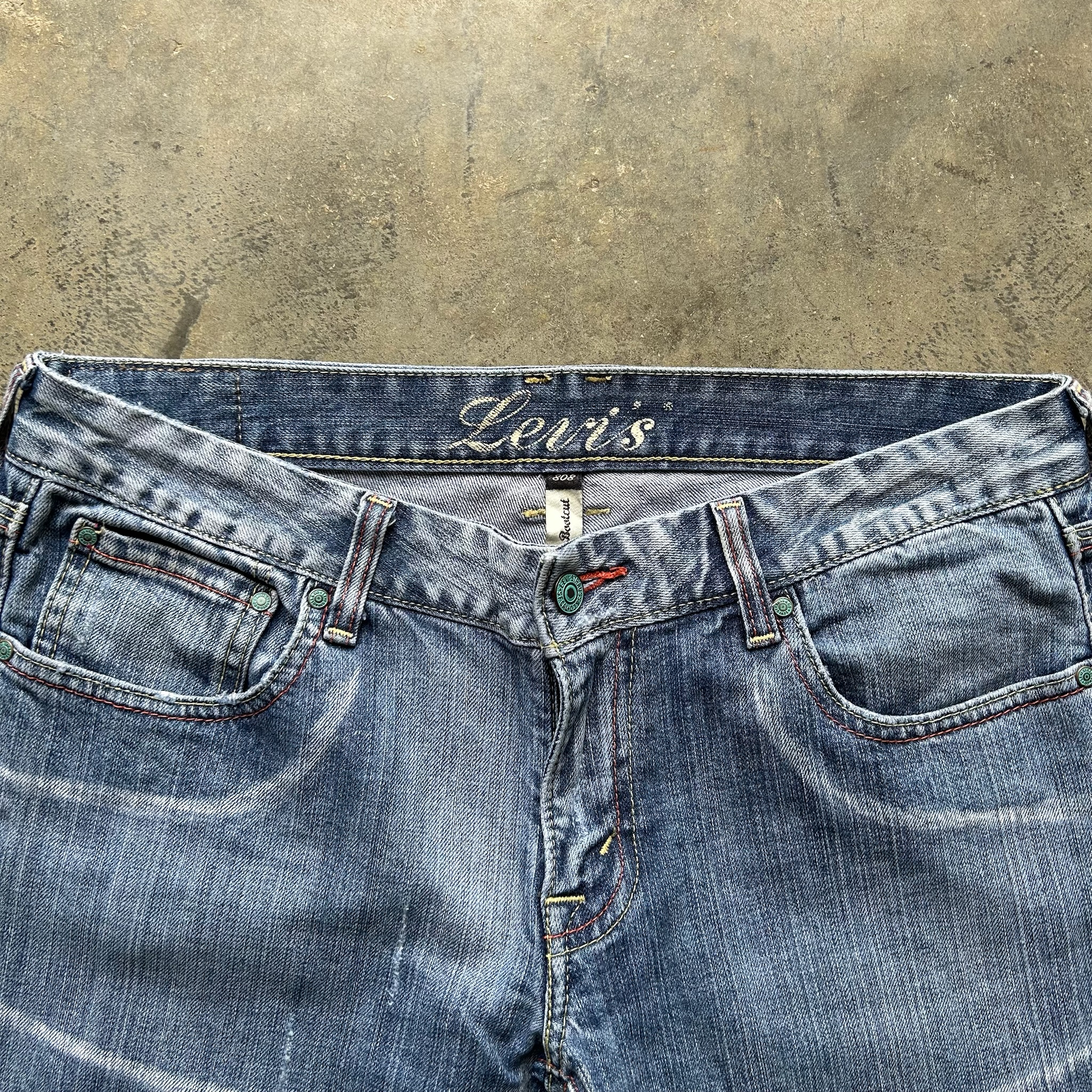 Levi's Jeans (W33)