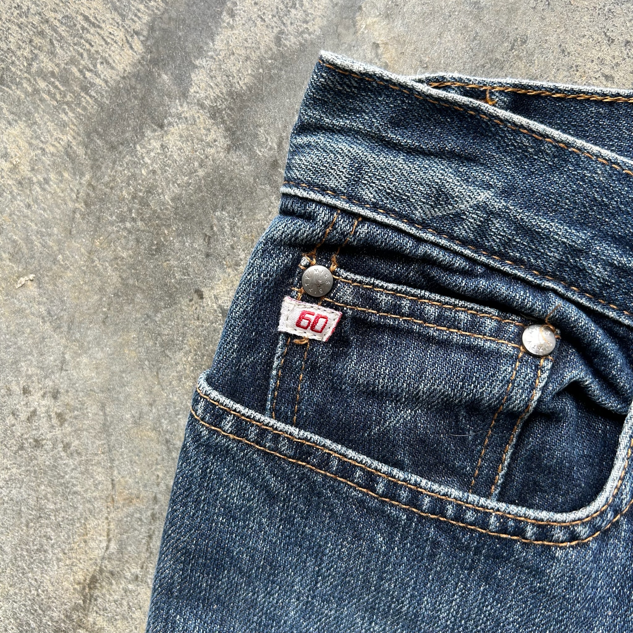 Vintage Jeans (W29)