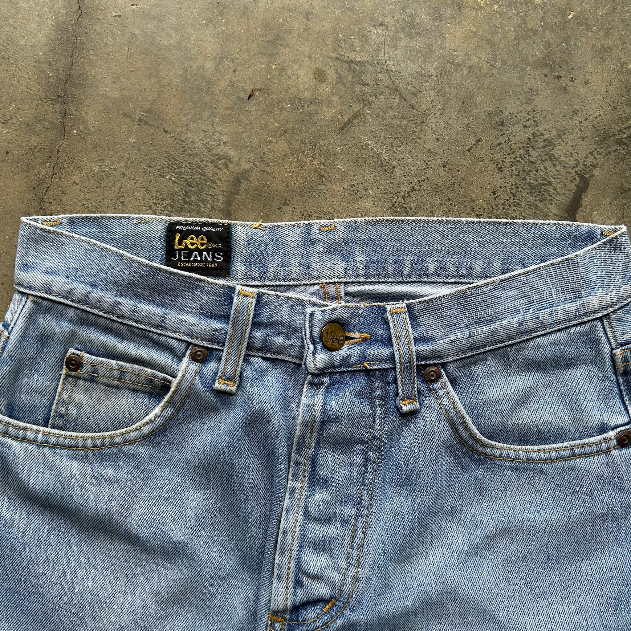 Lee Bootcut Jeans (W29)
