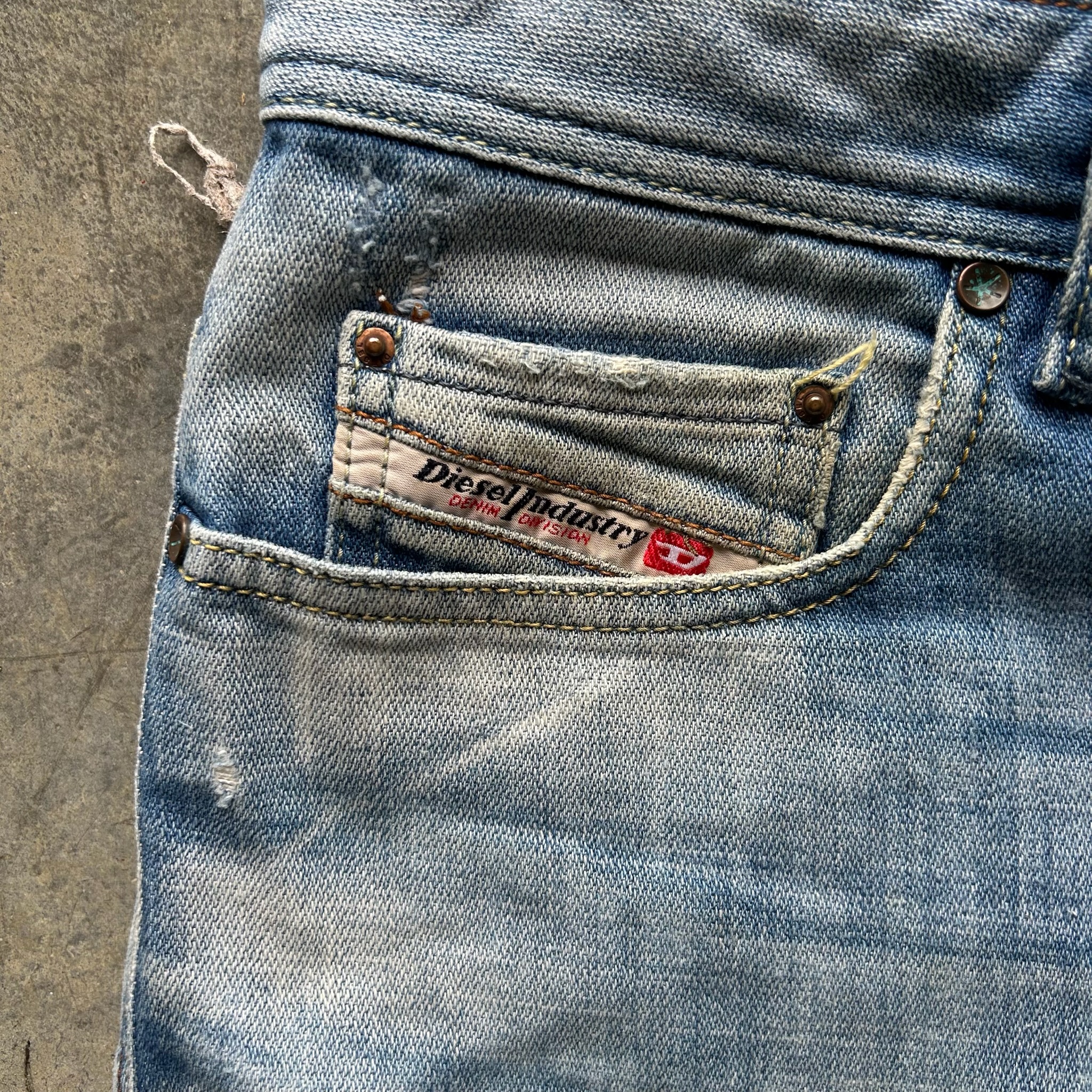 Diesel Jeans (W30)