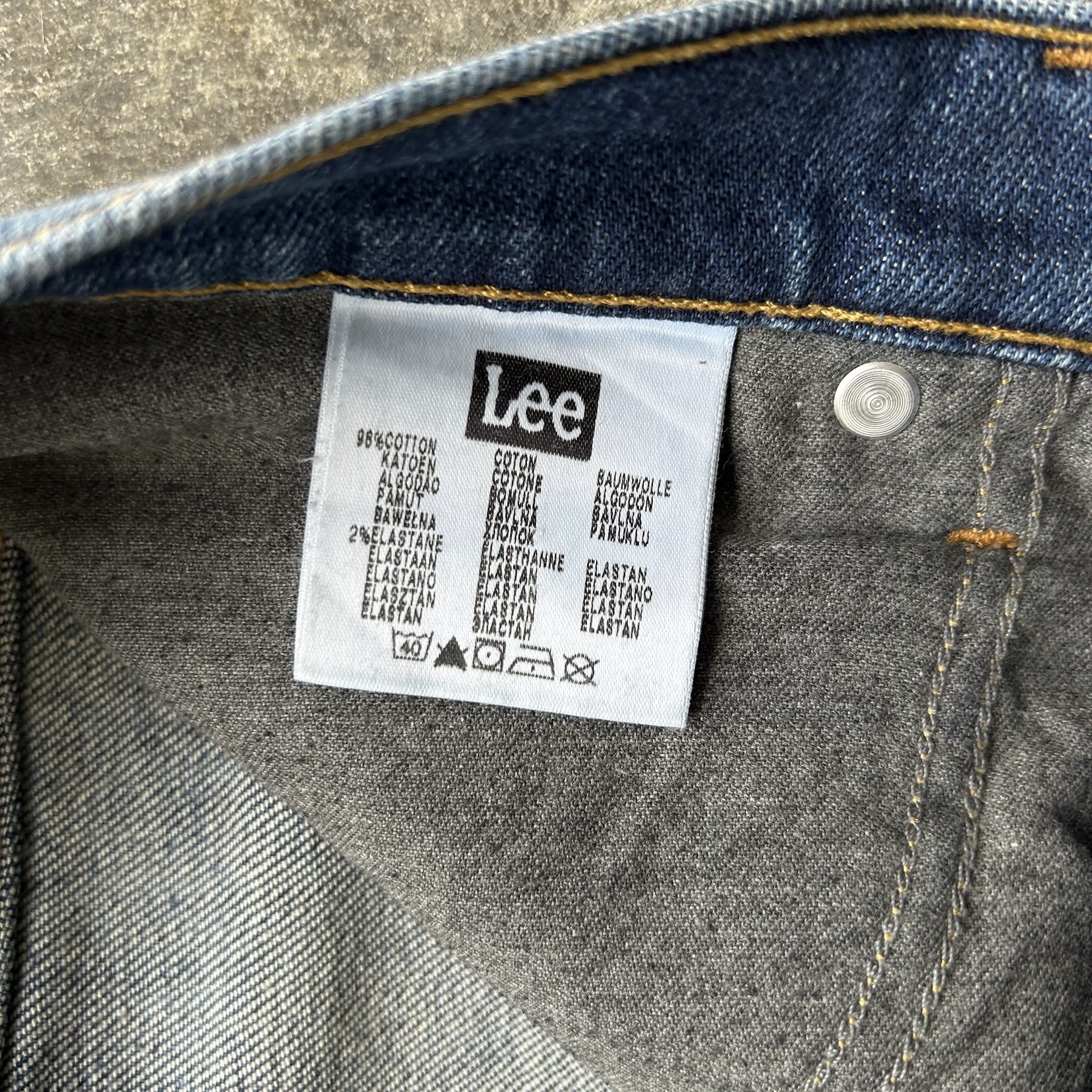 Lee Jeans (W33)
