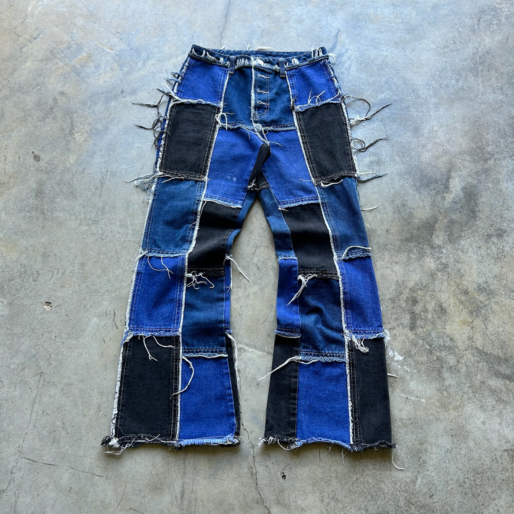 Vintage Jeans (W28)