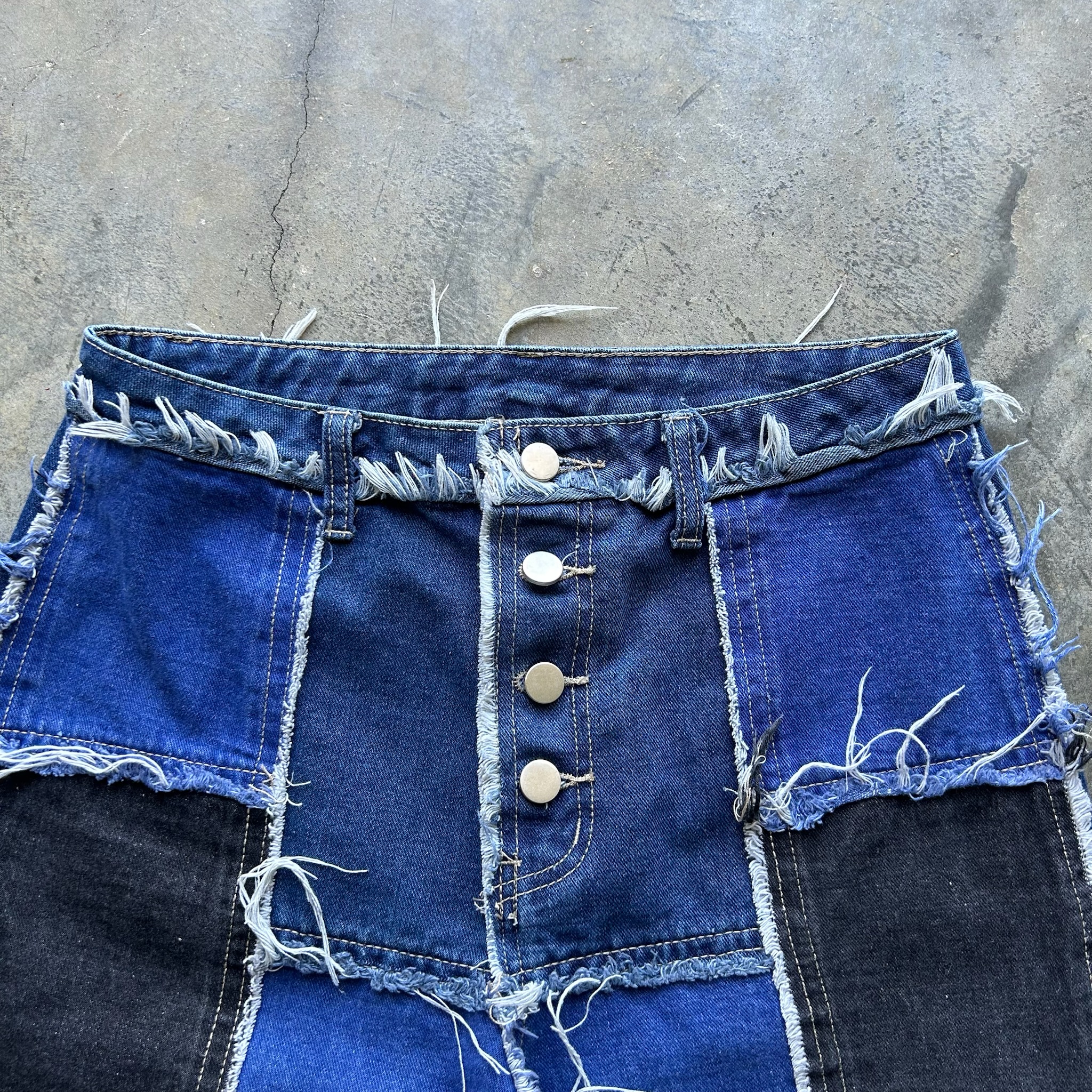 Vintage Jeans (W28)