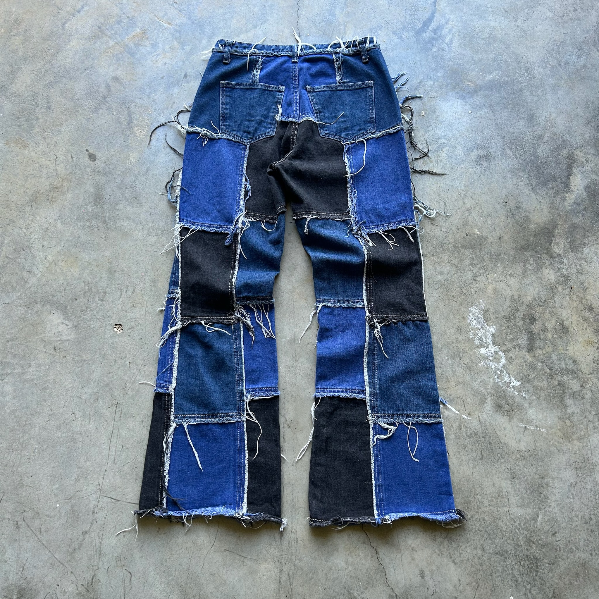 Vintage Jeans (W28)