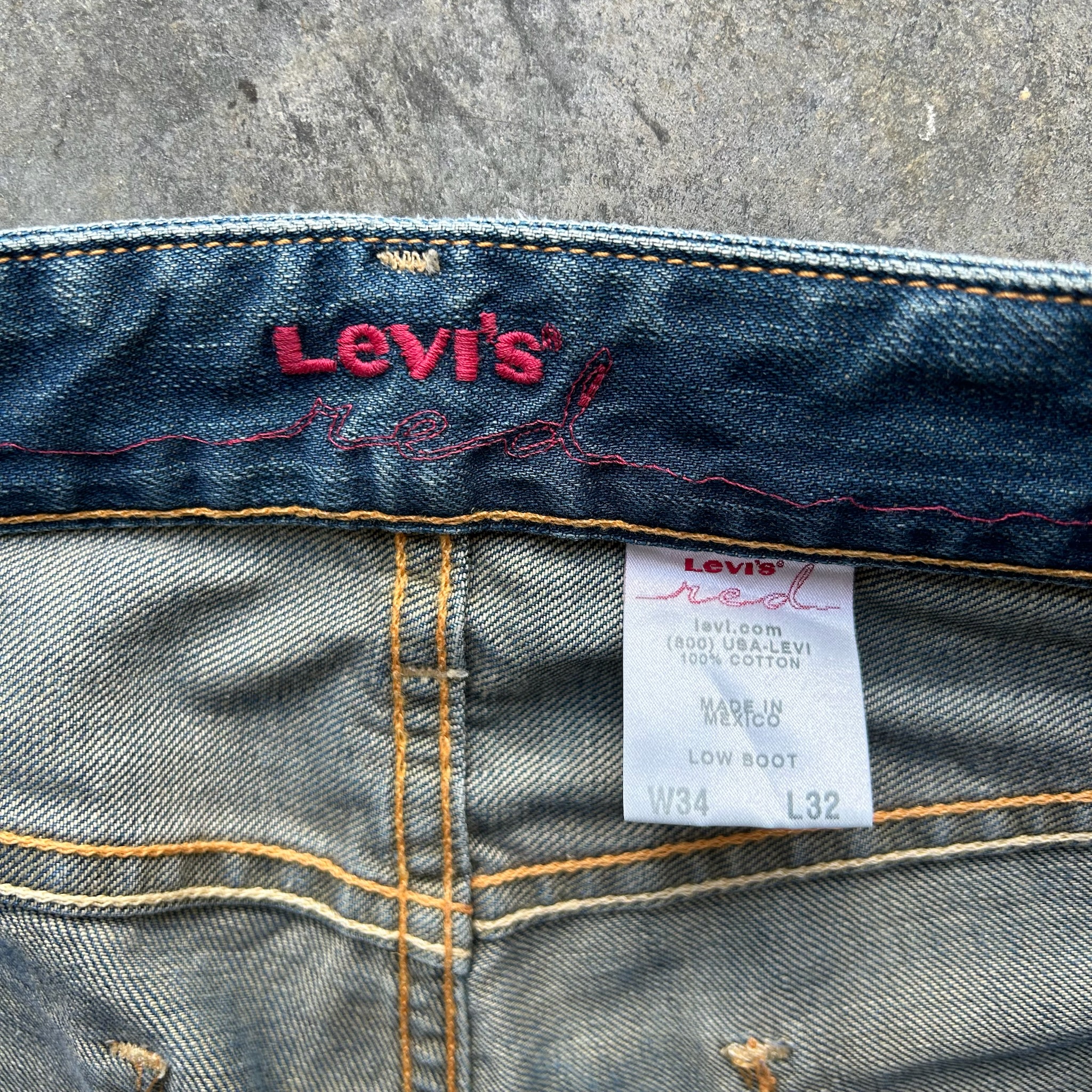 Levi's Red (W34)