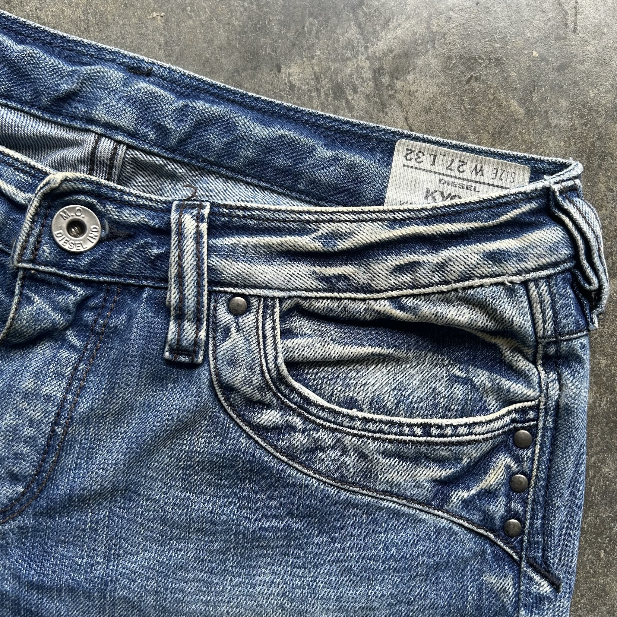 Diesel Jeans (W27)