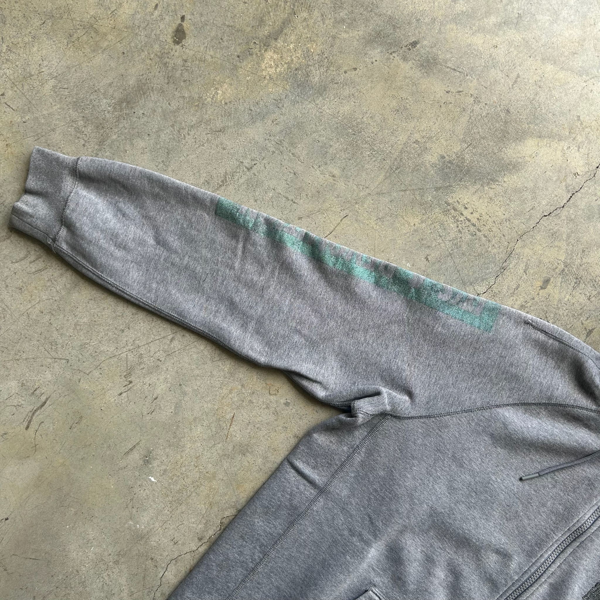 Nike Zip Hoodie (L)