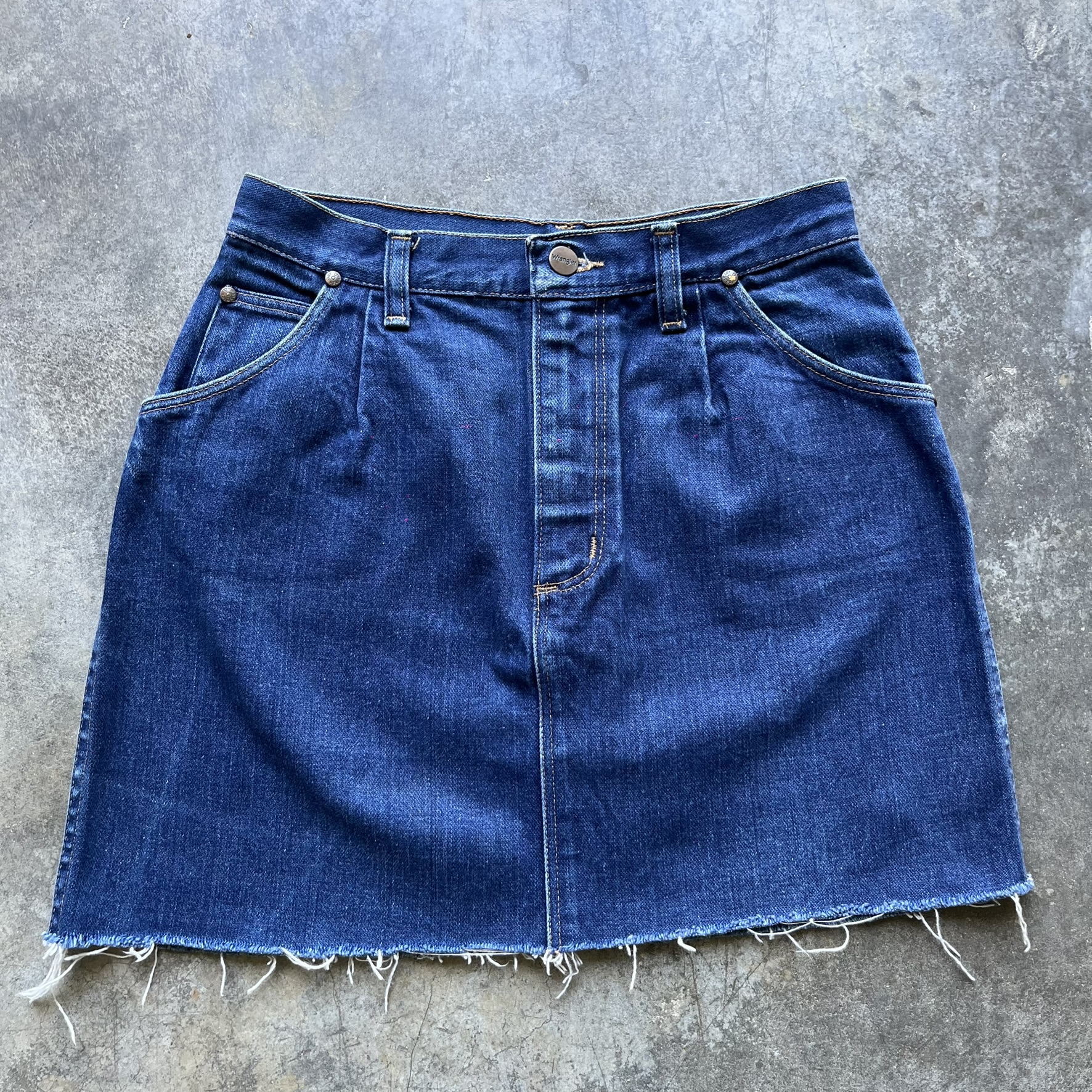 Wrangler Skirt (M)