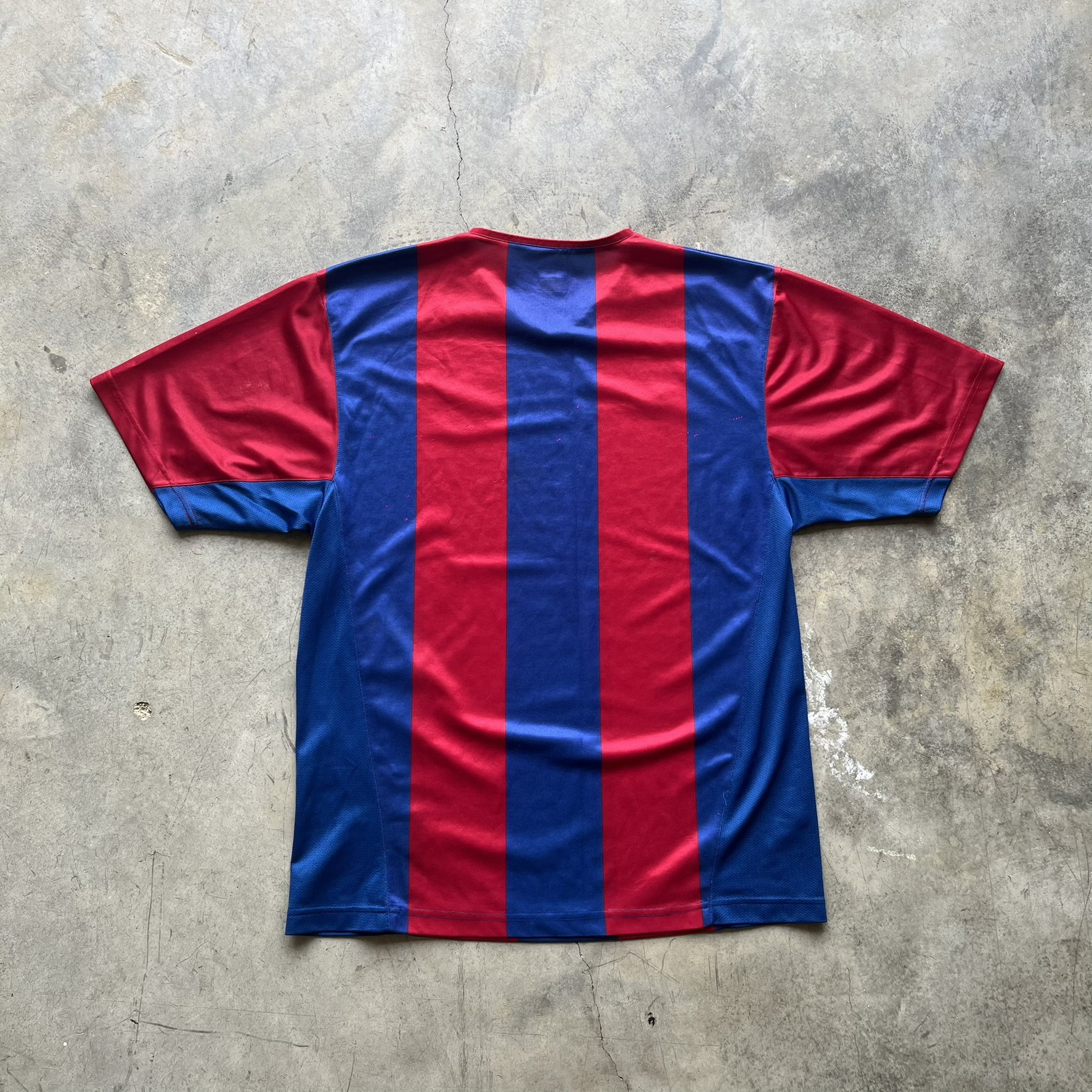 Barcelona '04-05 Tee (L)