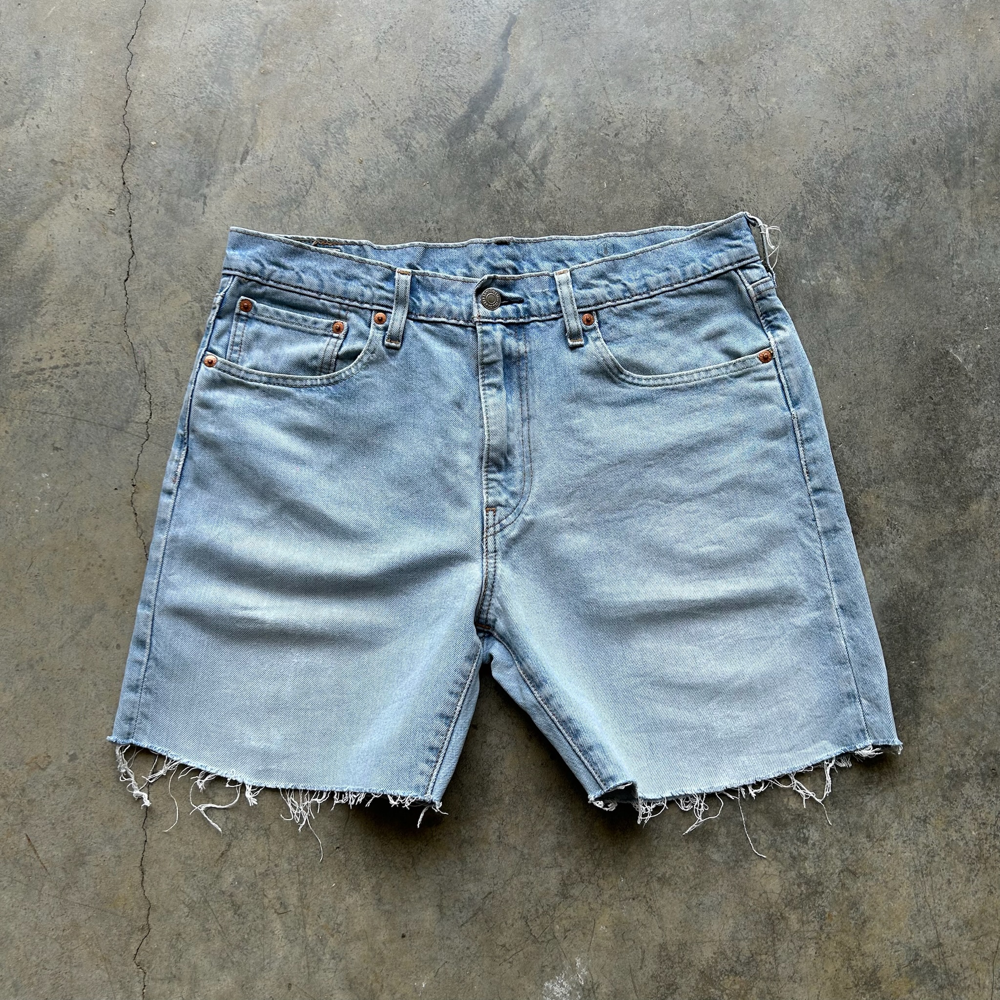 Levi's 502 Shorts (W33)