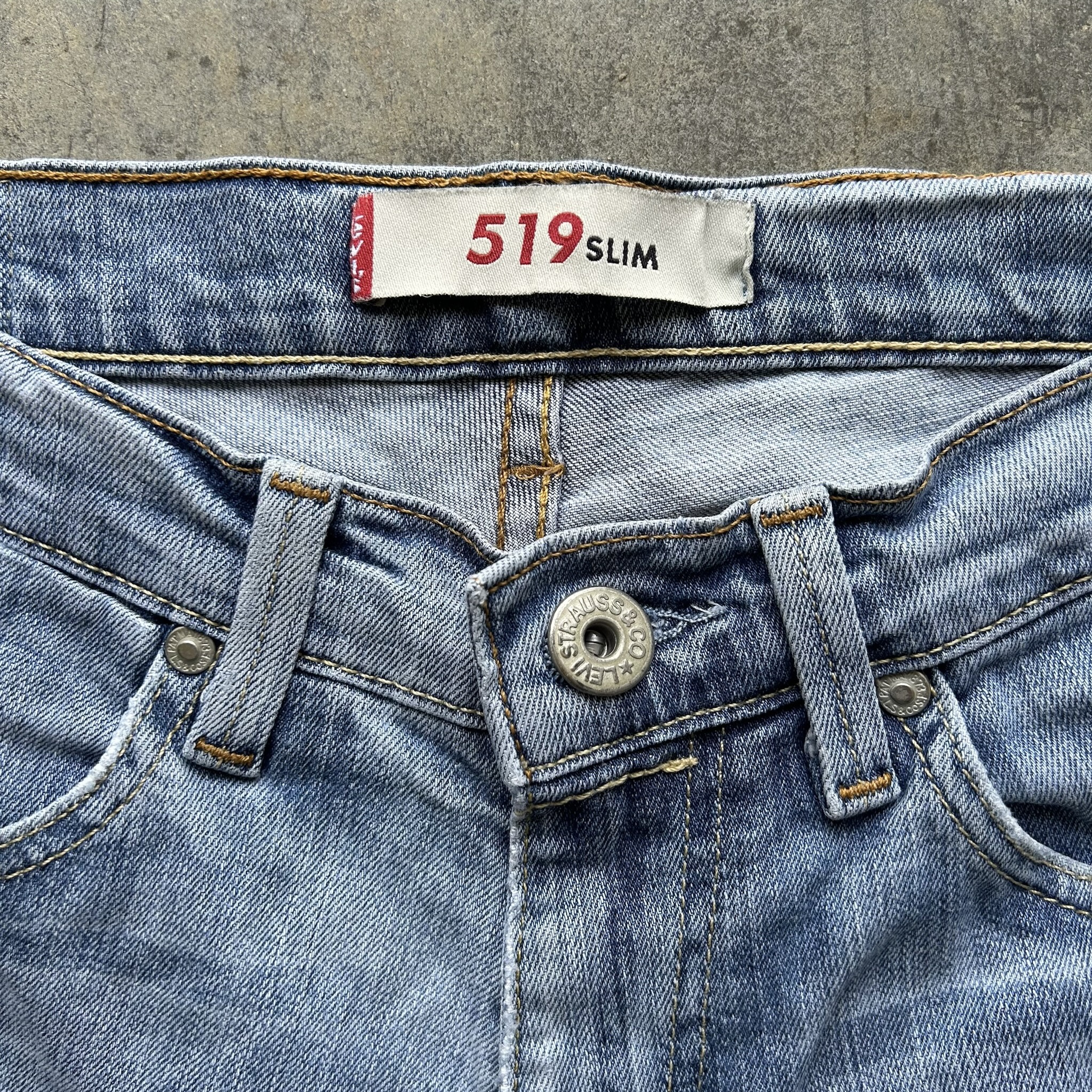 Levi's 519 Shorts (W31)