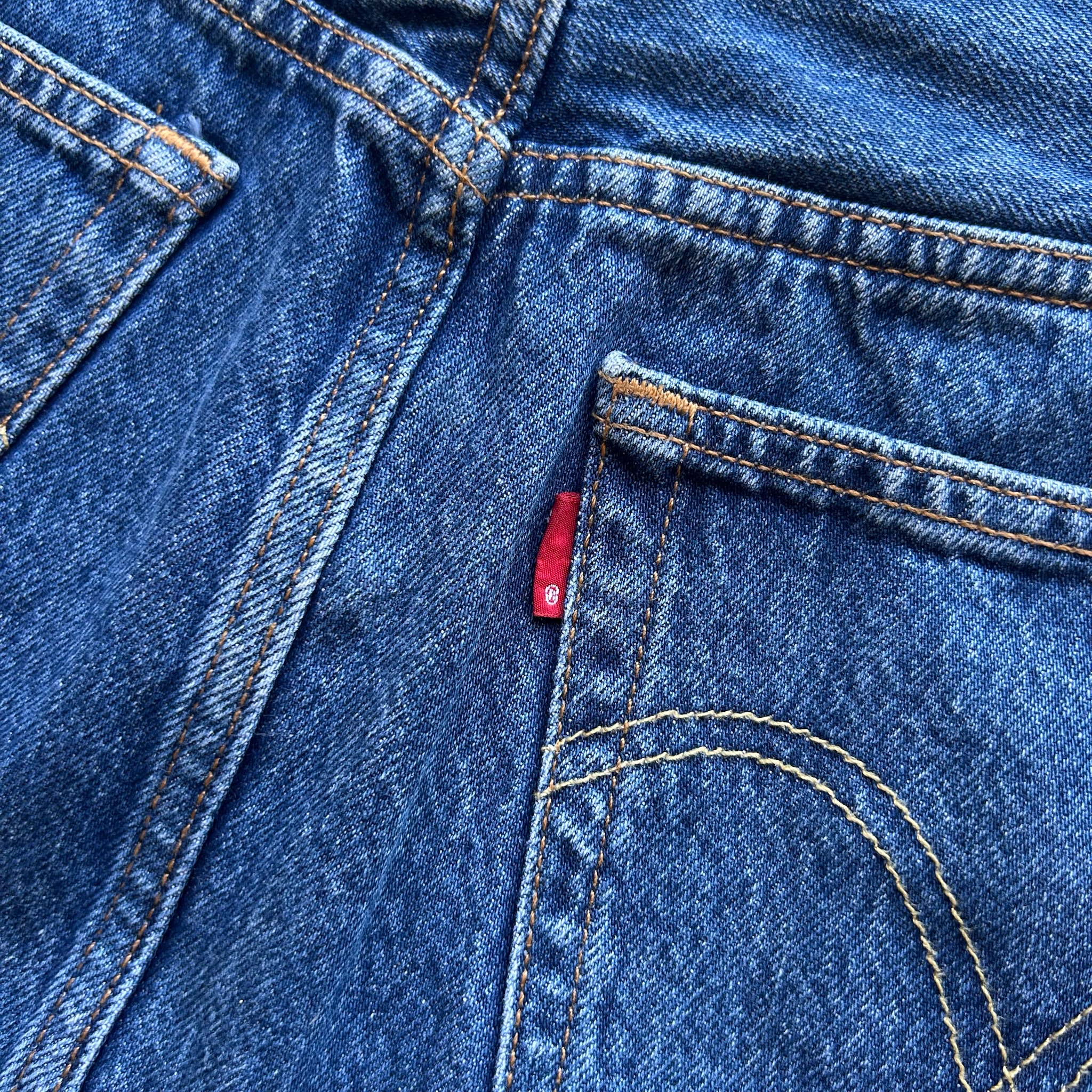 Levi's Skirt (W29)