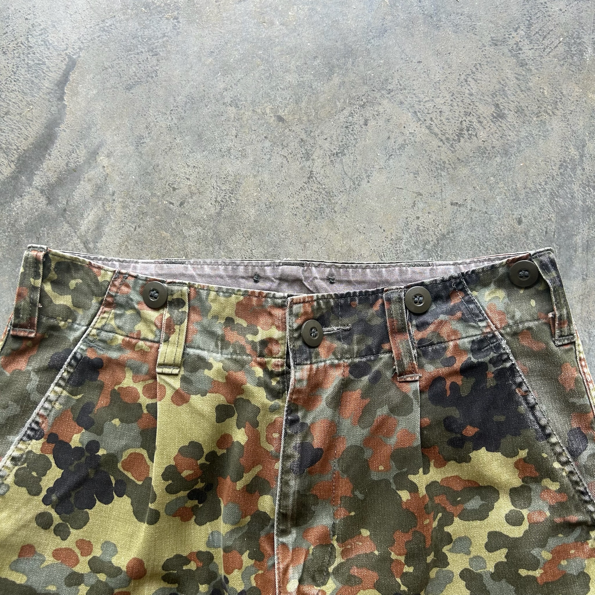 MIlitary Shorts (W28)