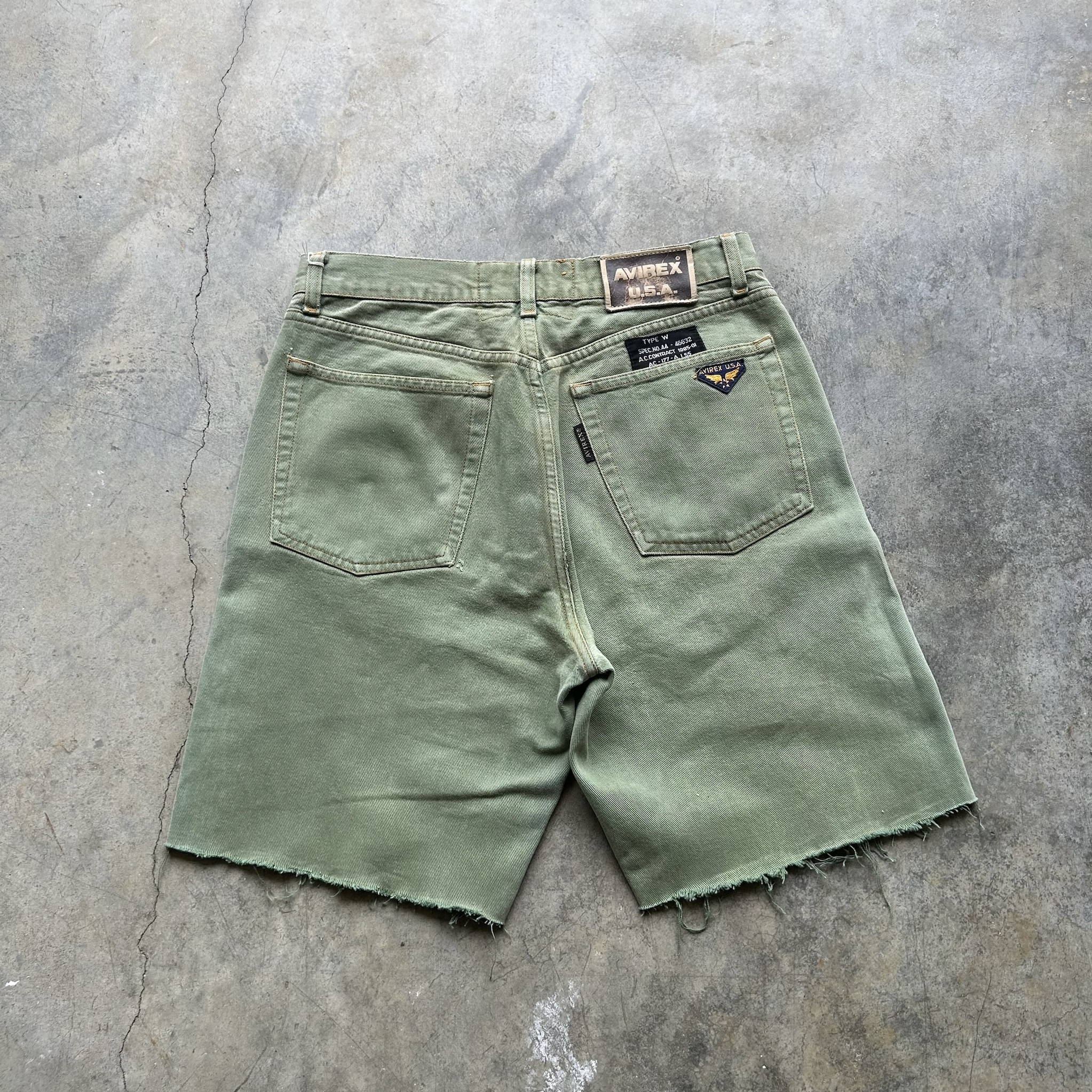 Avirex Shorts (W32)
