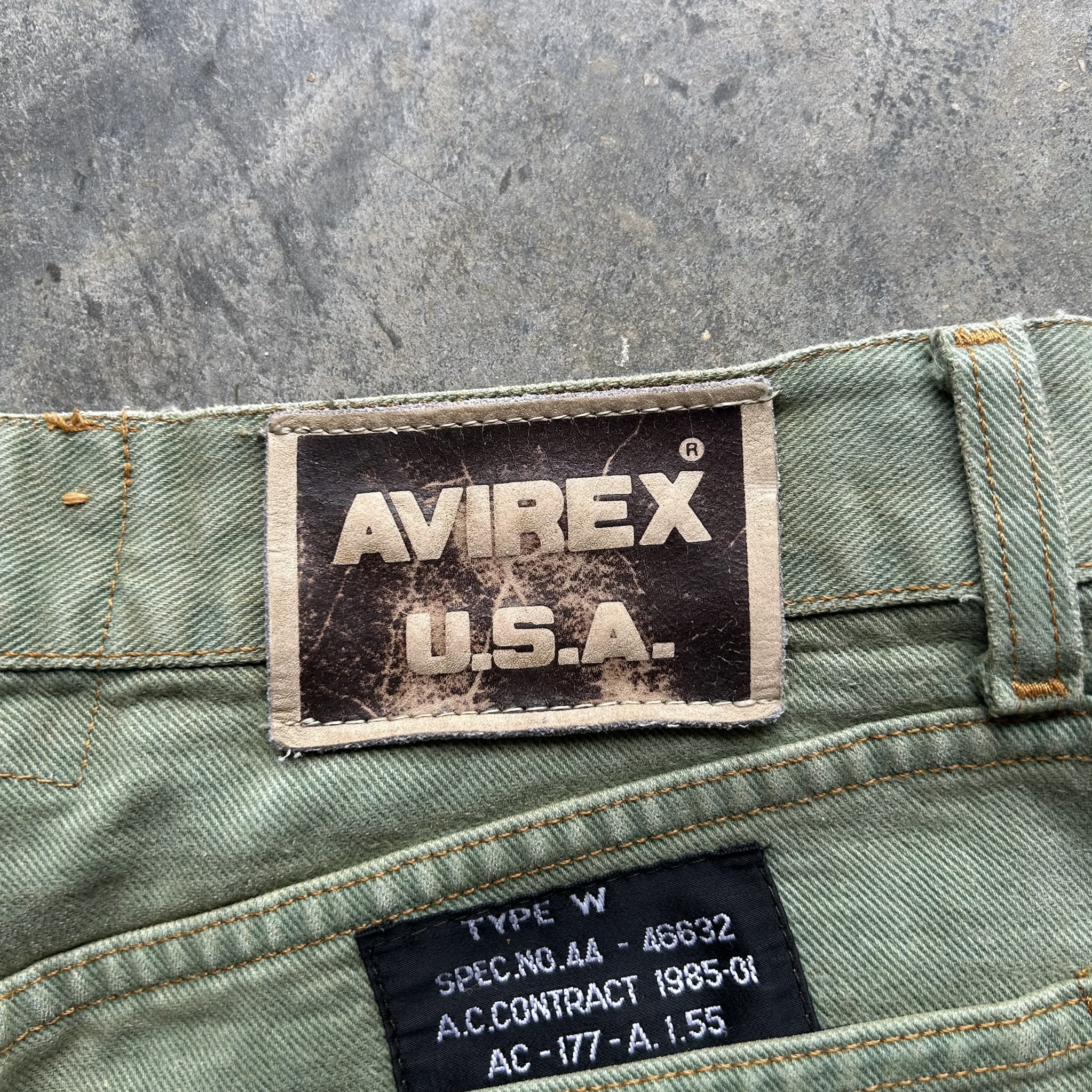 Avirex Shorts (W32)