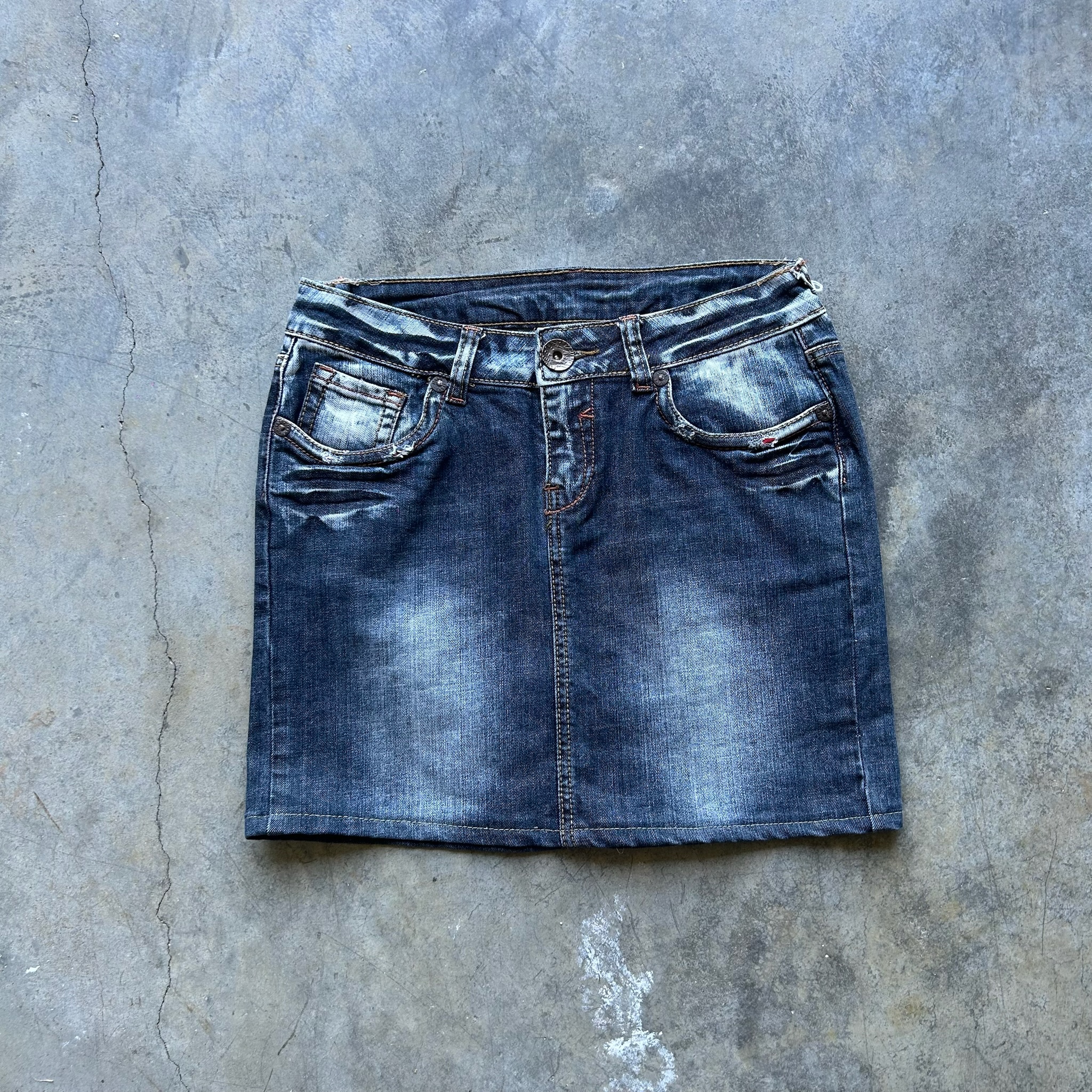 Vintage Skirt (W30)