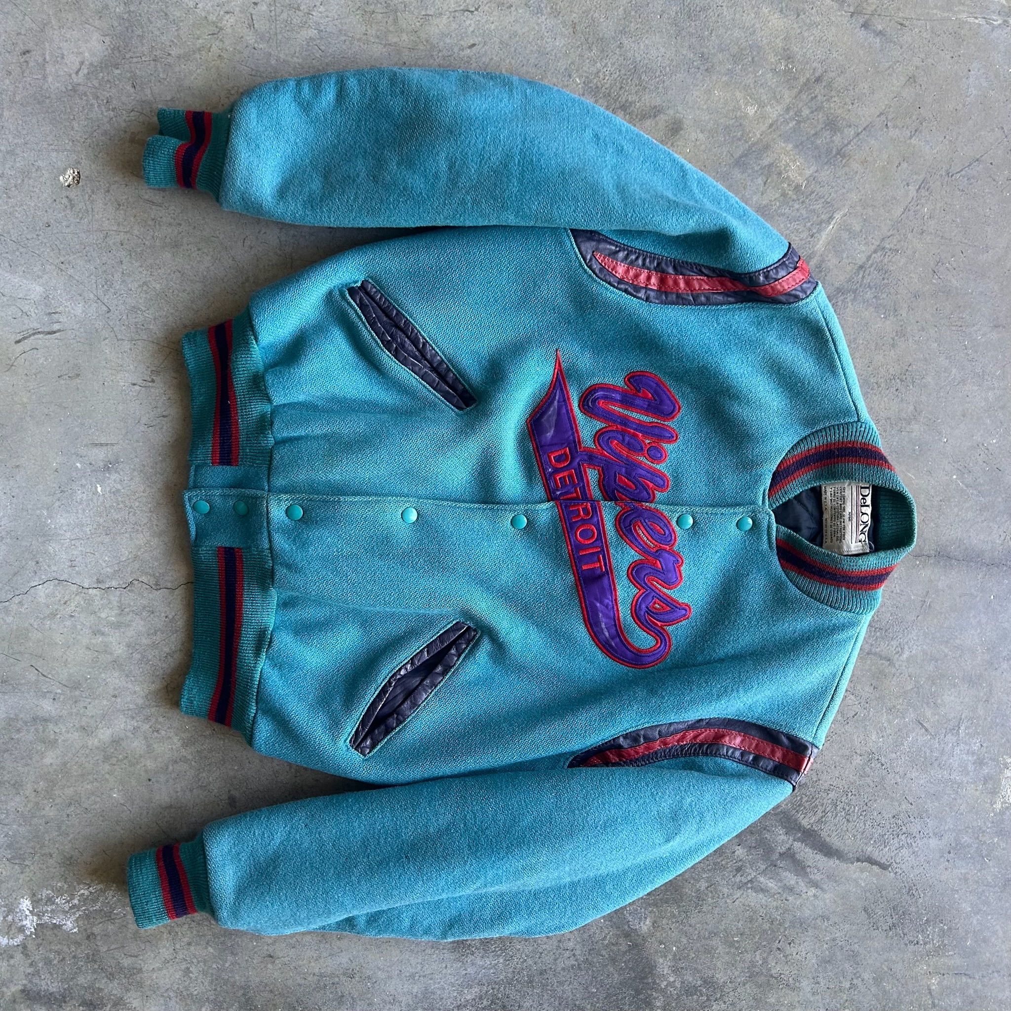 DeLONG Varsity made in USA (L)