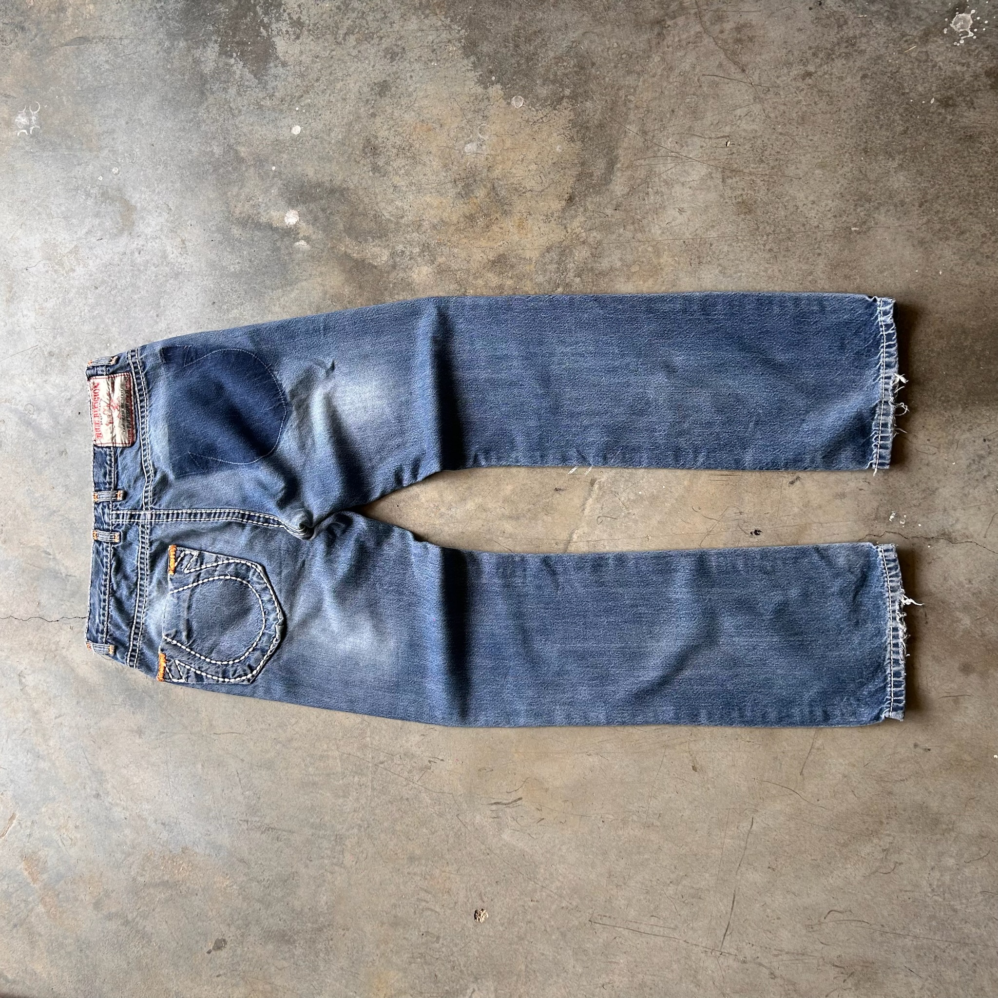 True Religion Jeans (W33)