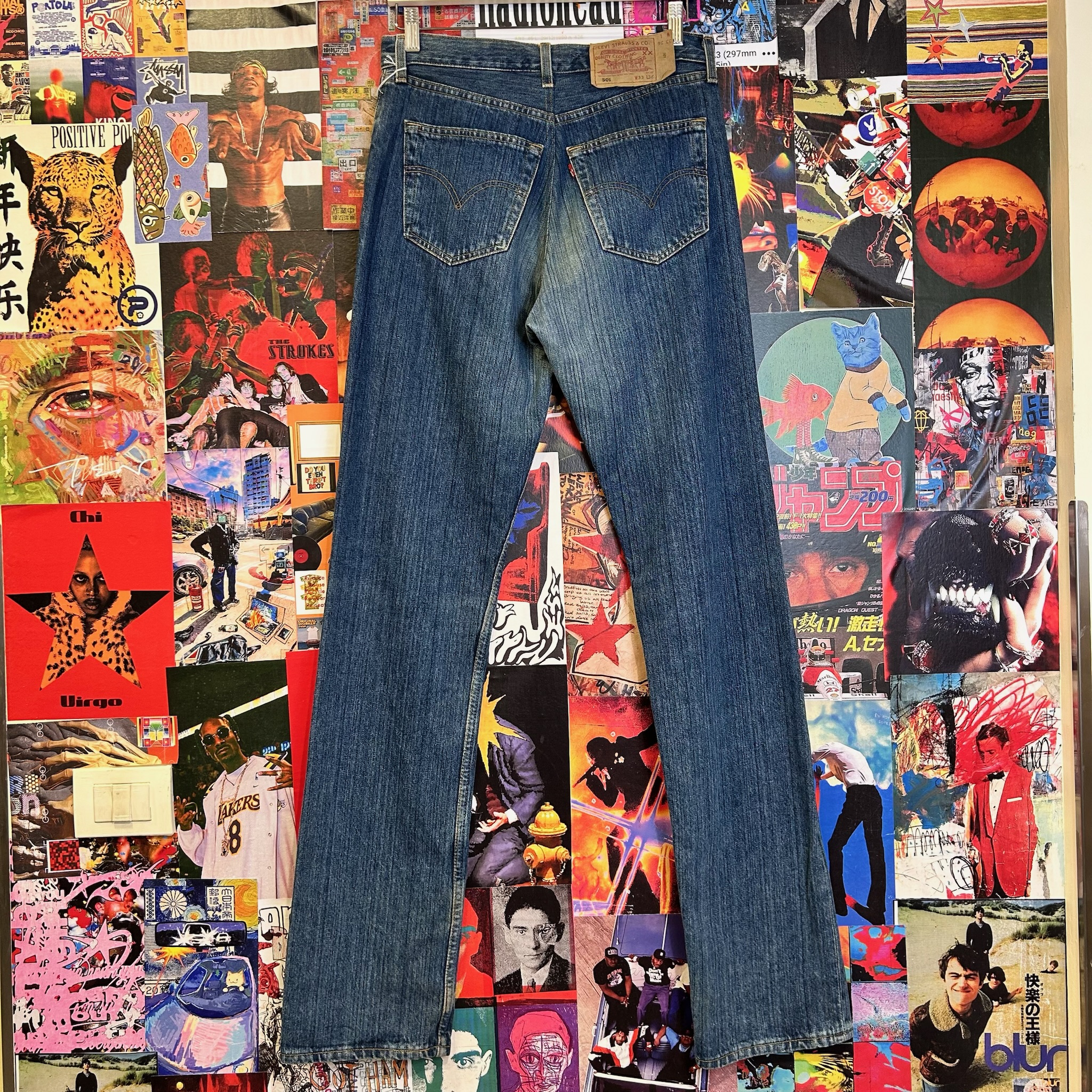 Vintage Levi's 501 made in France (W33)