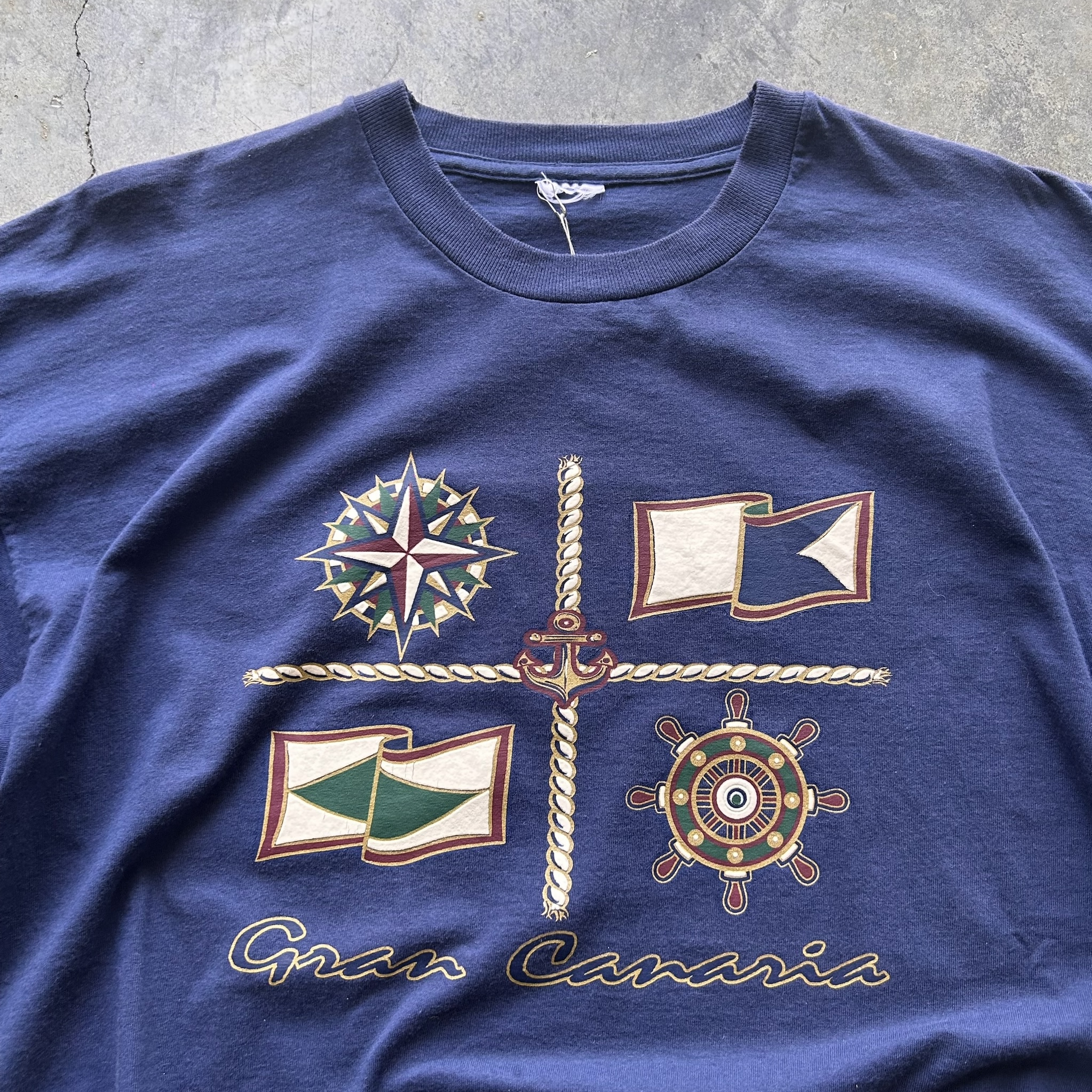 Vintage Graphic Tee (L)