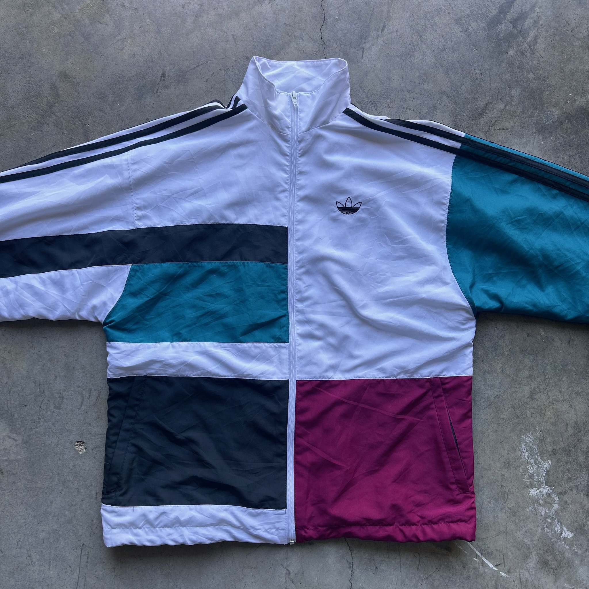 Adidas Windbreaker (S)