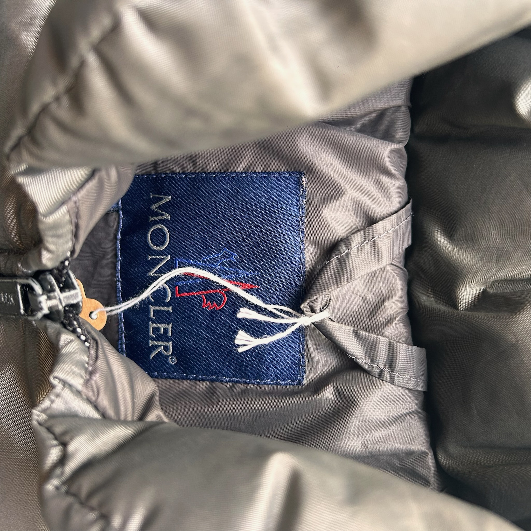 Moncler Puffer Jacket (L)