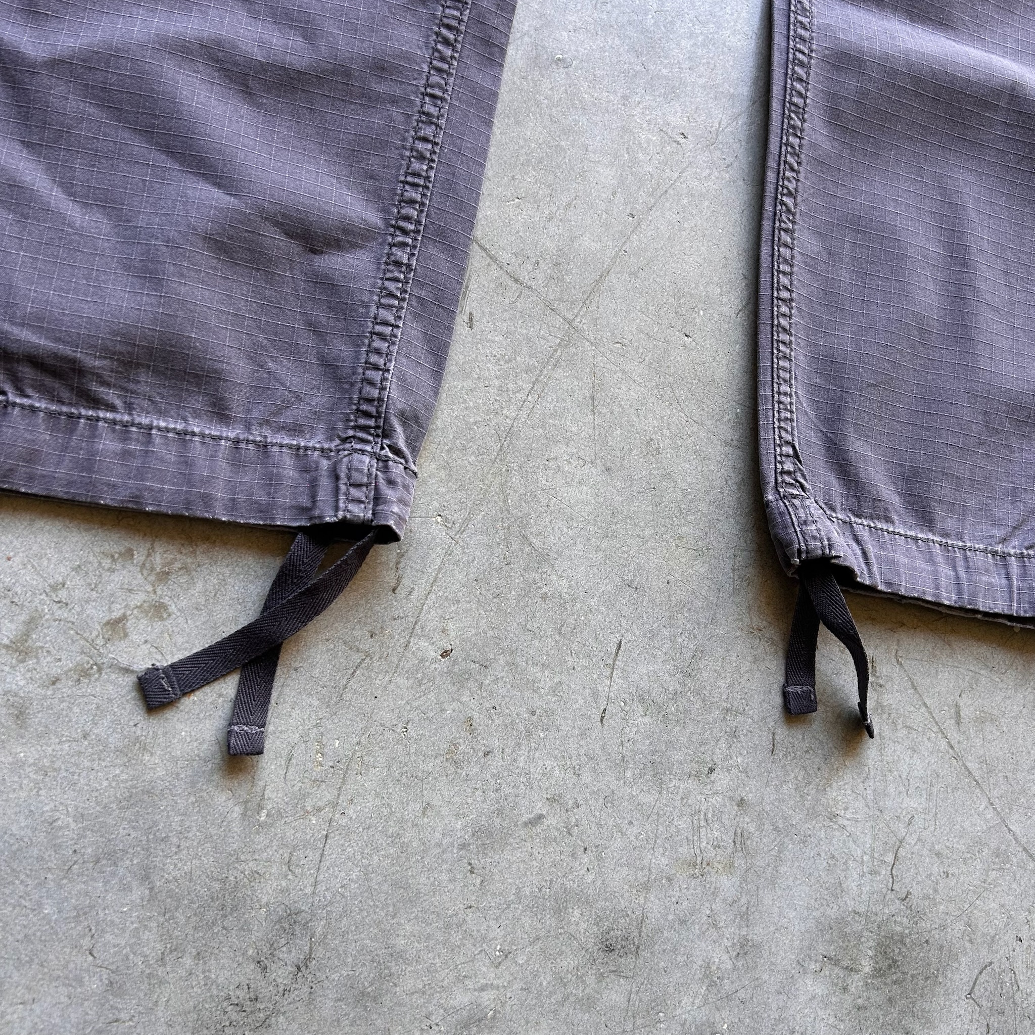 Carhartt Cargo Pants (W28)