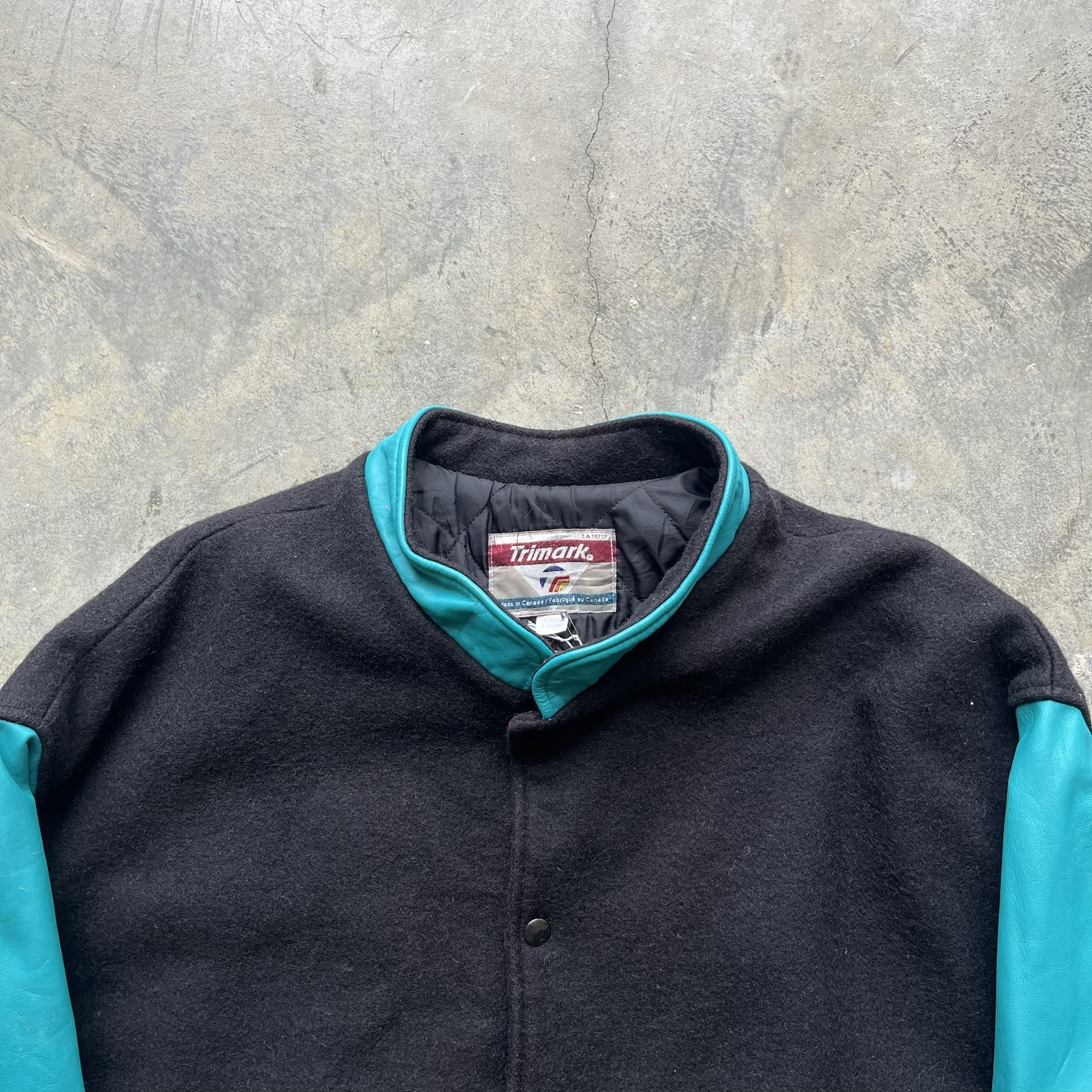 Vintage Varsity made in Canada (XL)