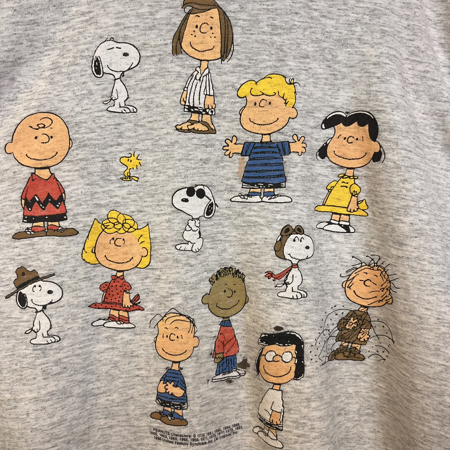 Vintage Peanuts Single stitch Tee made in USA  (XL)