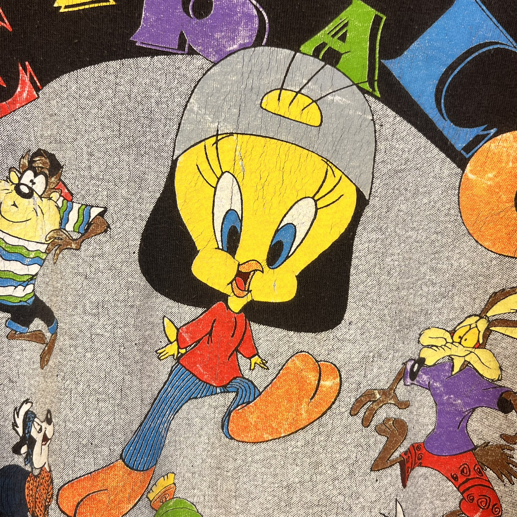 Vintage Looney Tunes Single stitch Tee made in USA (XXL)