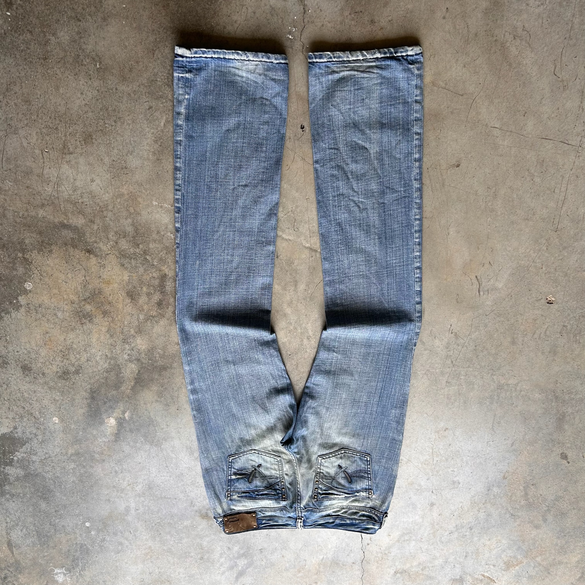 Diesel Jeans (W27)