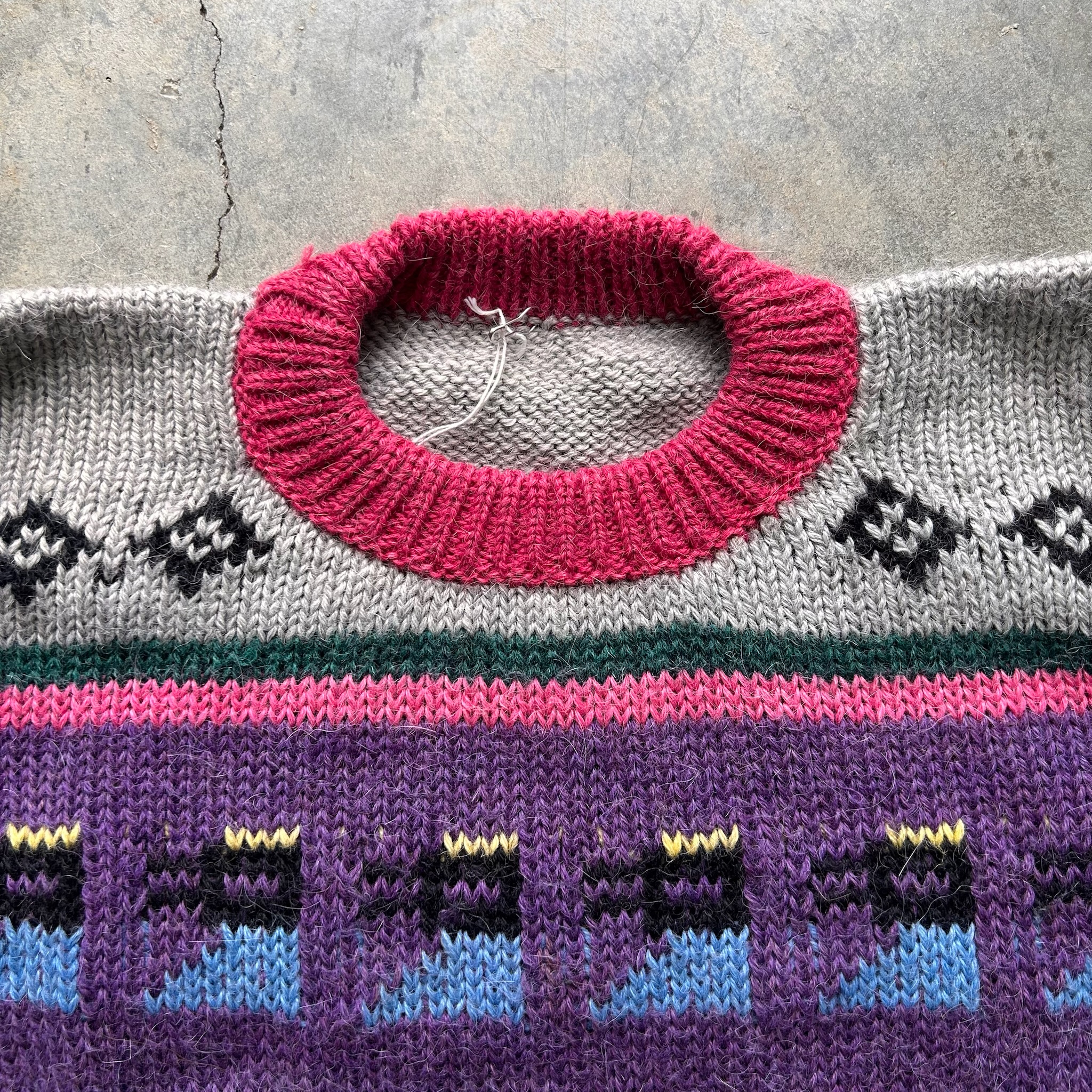 Vintage Sweater (XL)