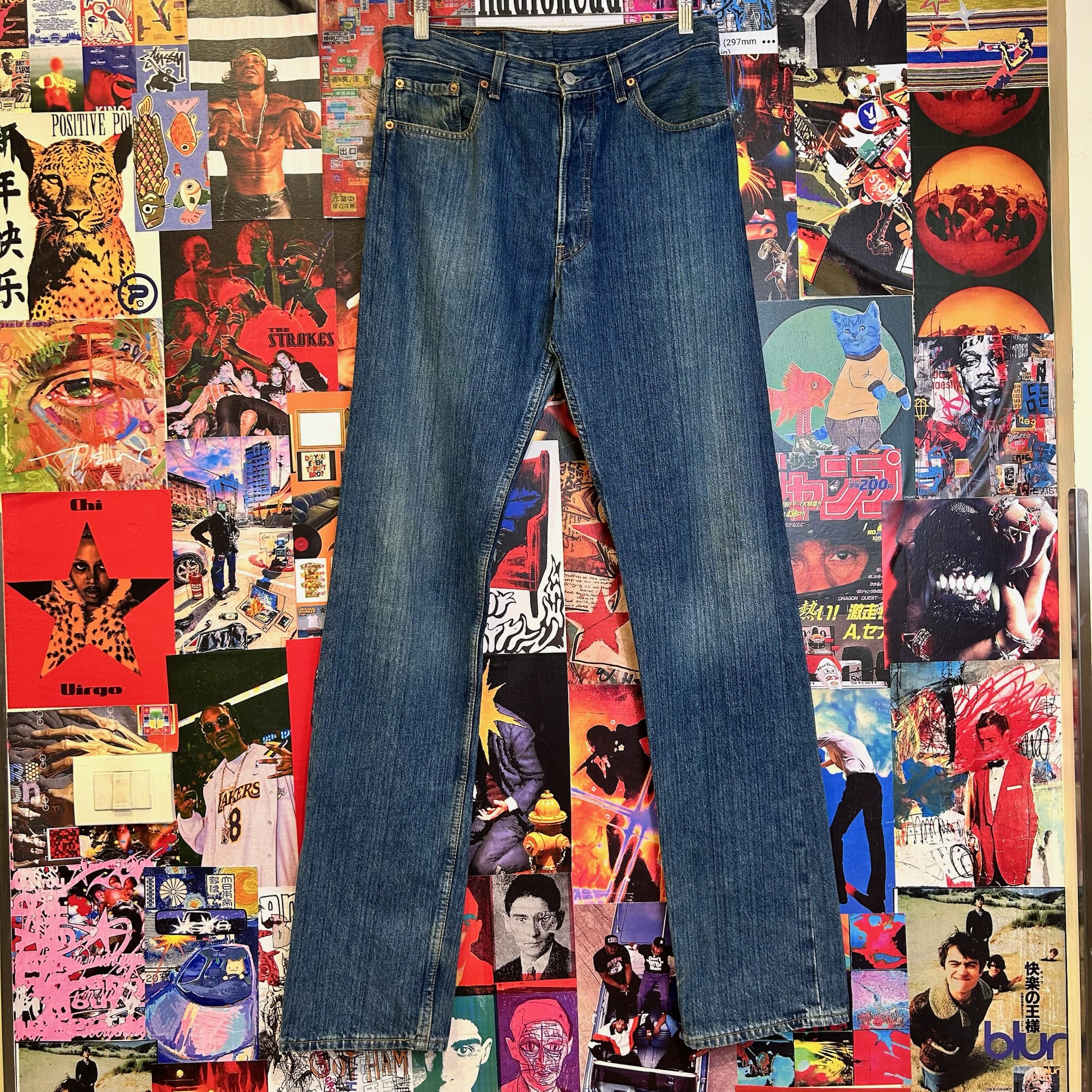 Vintage Levi's 501 made in France (W33)