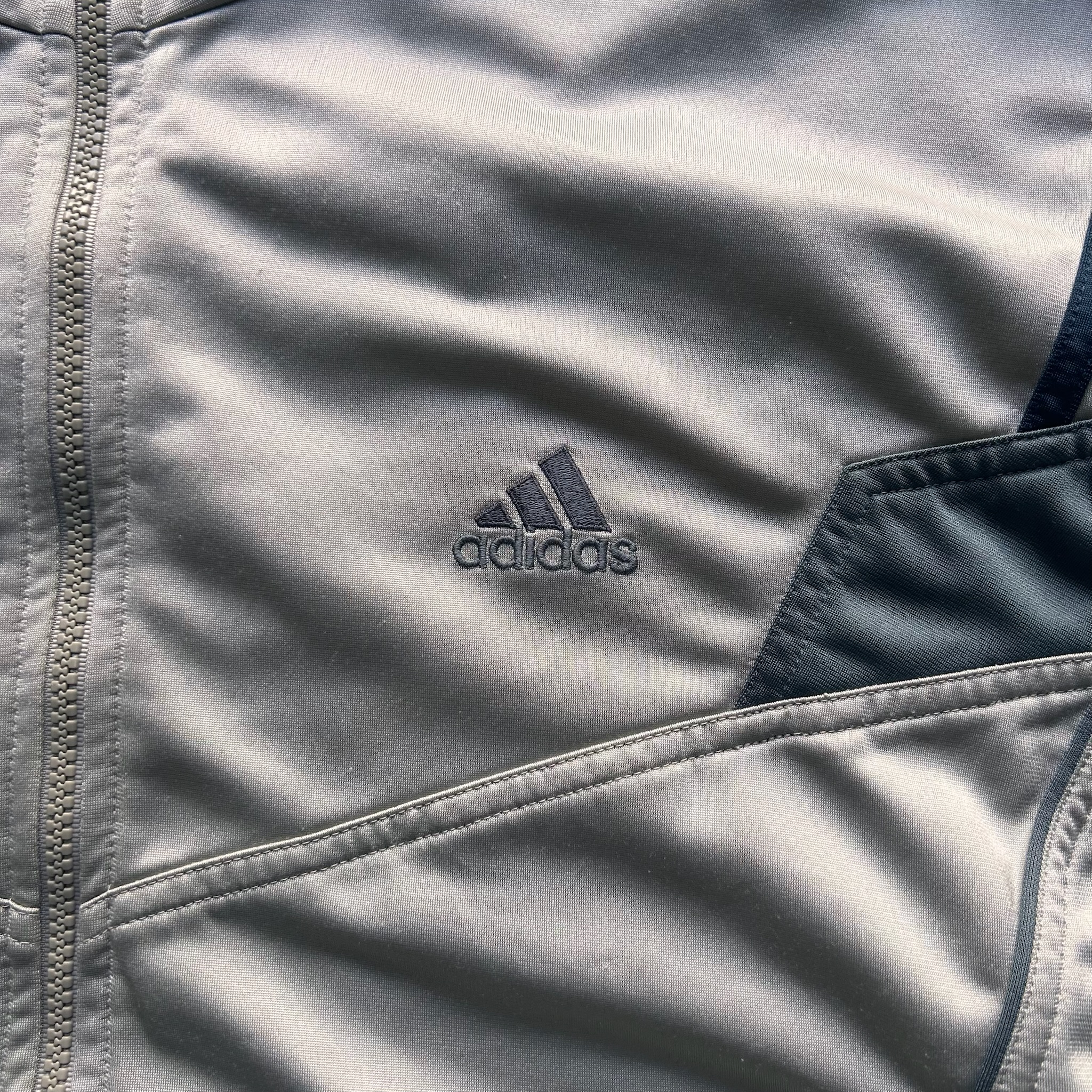 Adidas Tracksuit (L)