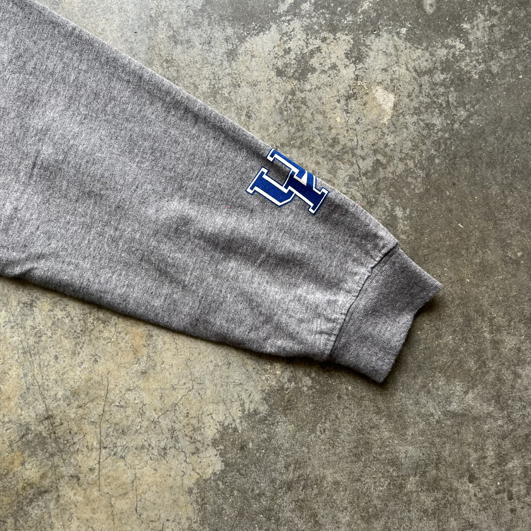 Kentucky Wildcats Long-Sleeve (M)