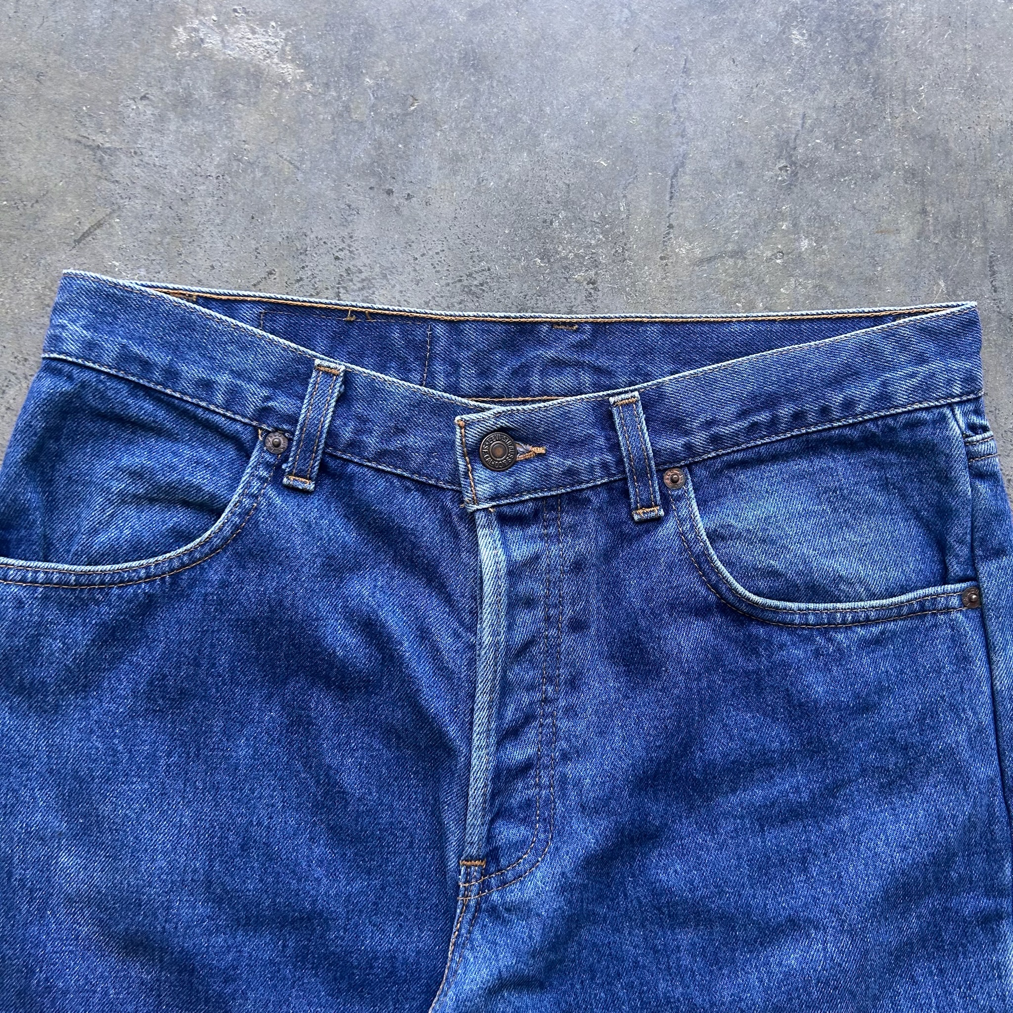Levi's 411 Orange Tab made in Italy (W32)