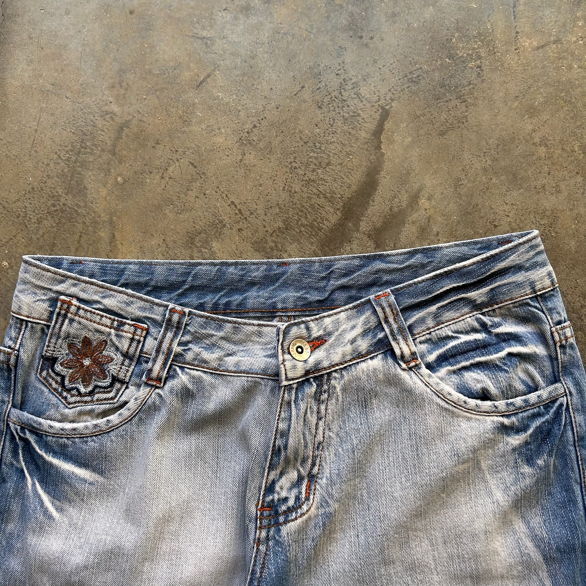Vintage Bootcut Jeans (W30)