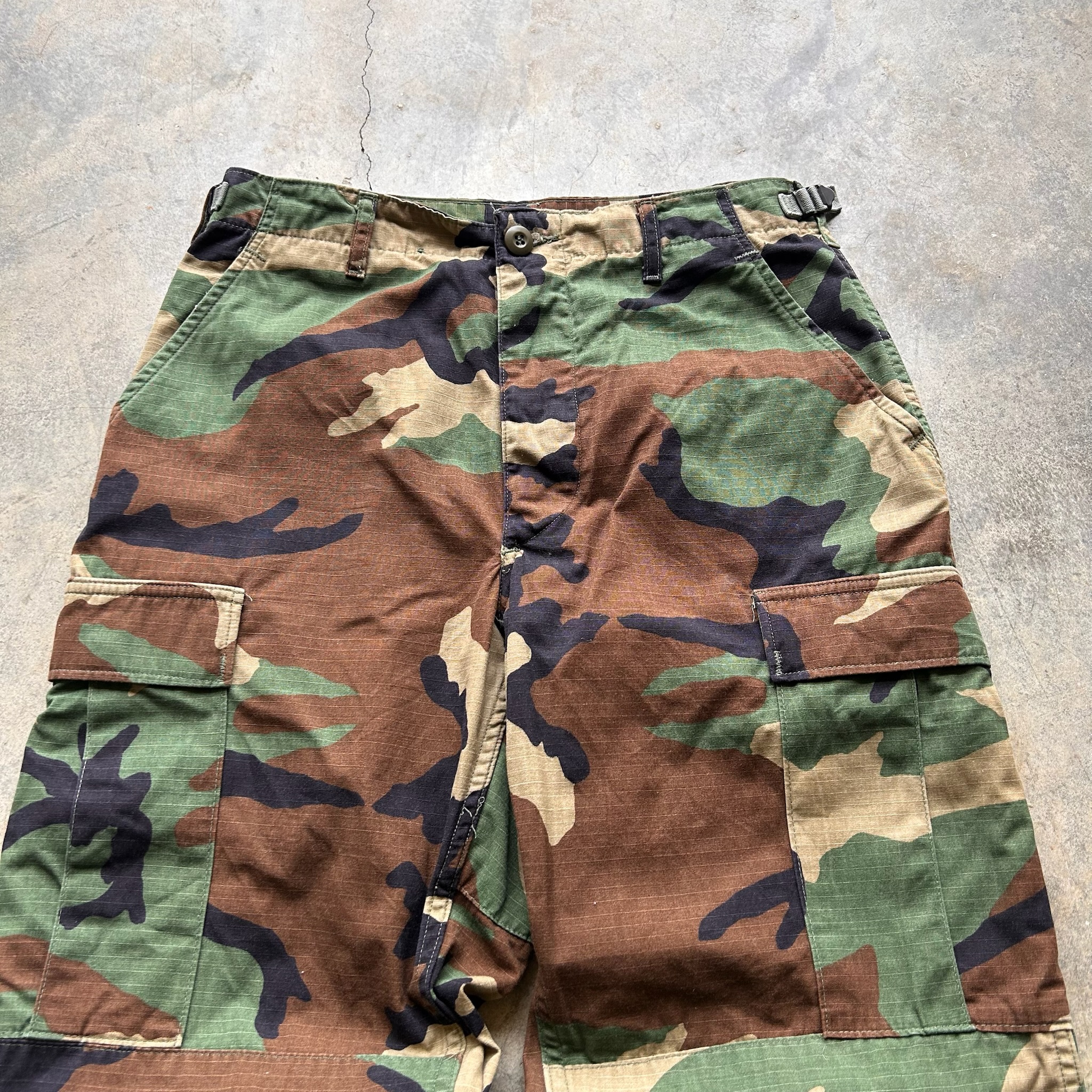 Vintage Military Cargo Pants (W30 - Adjustable waist)