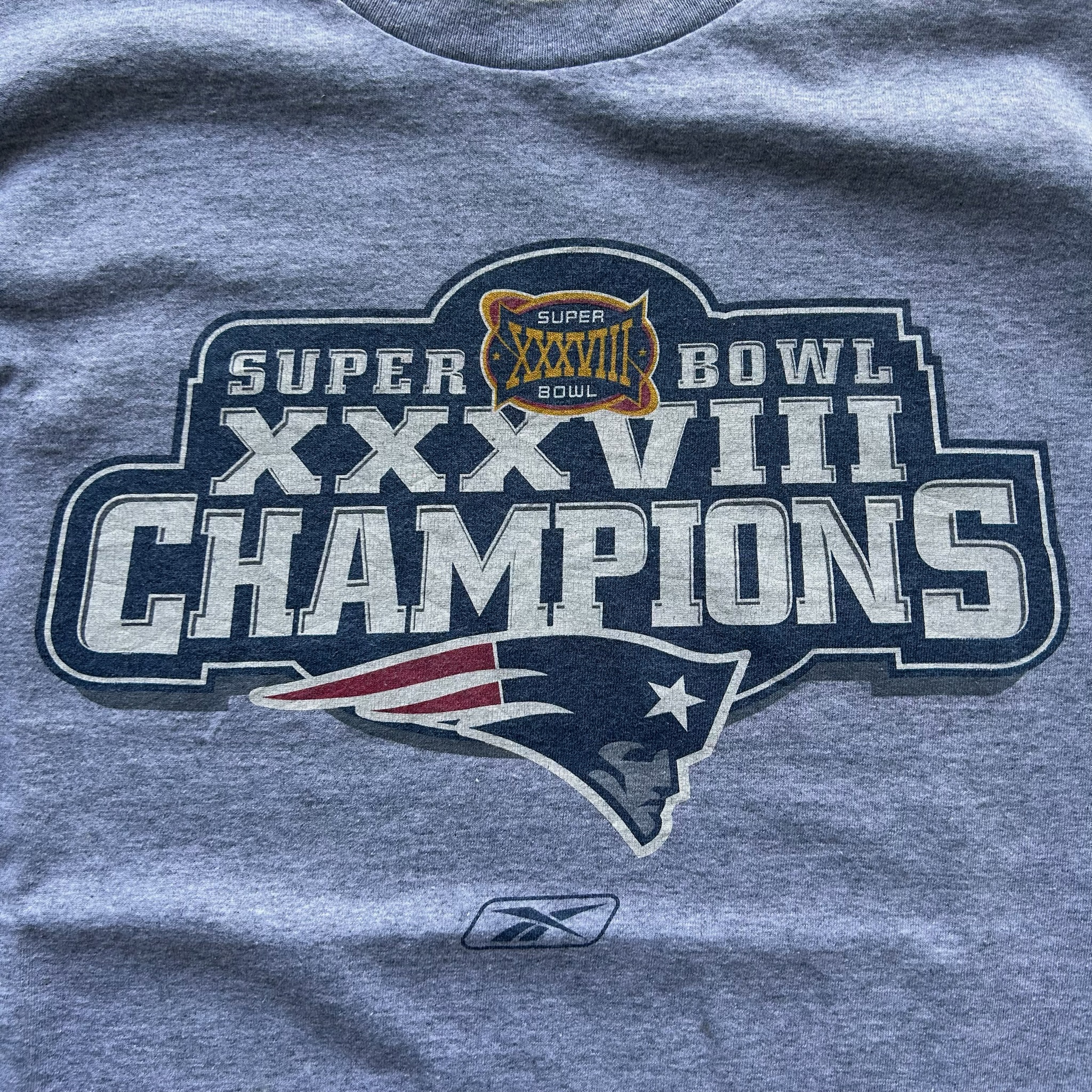 New England Patriots '04 Superbowl Champions Tee (M)