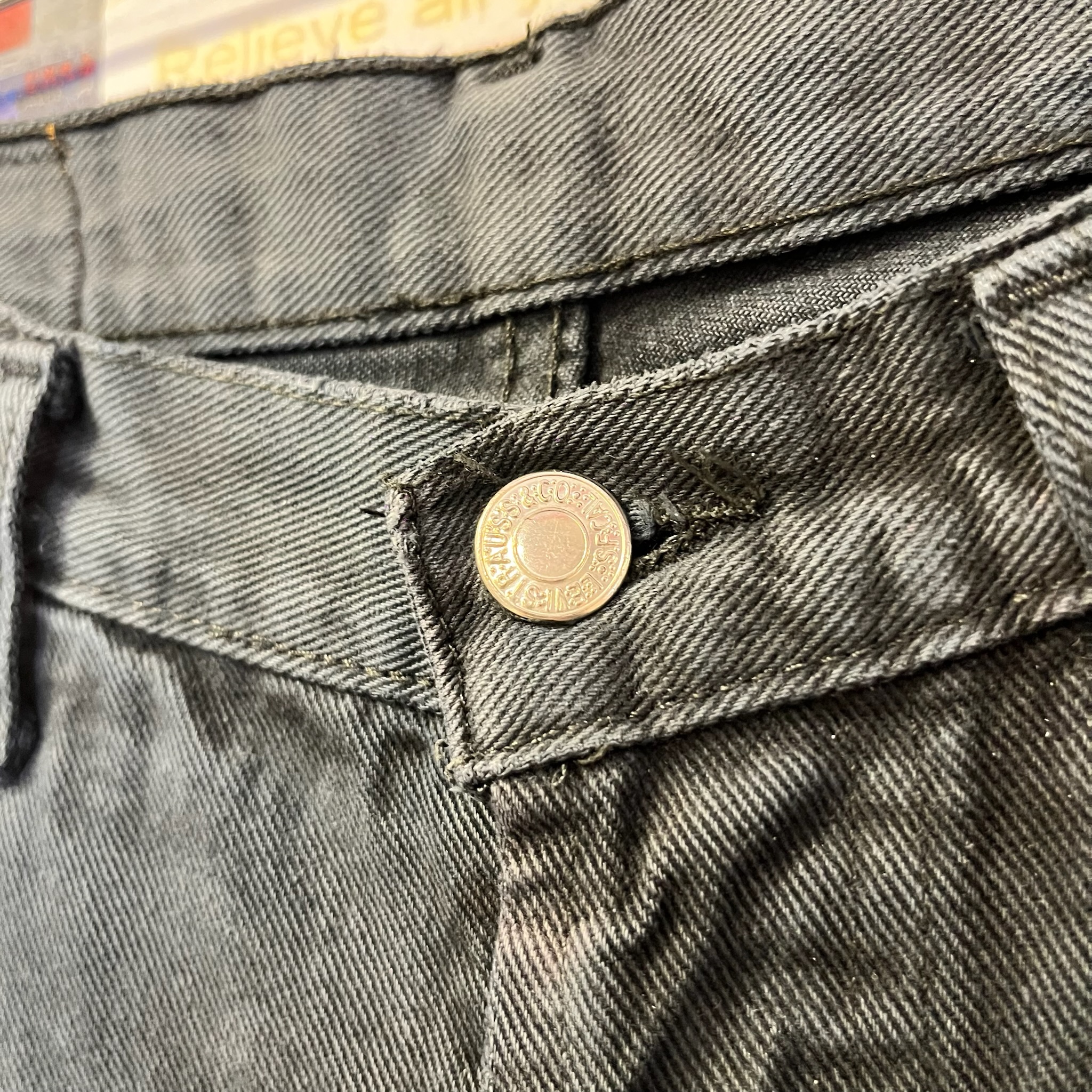 Vintage 90's Levi's made in USA Black Twill (W33)