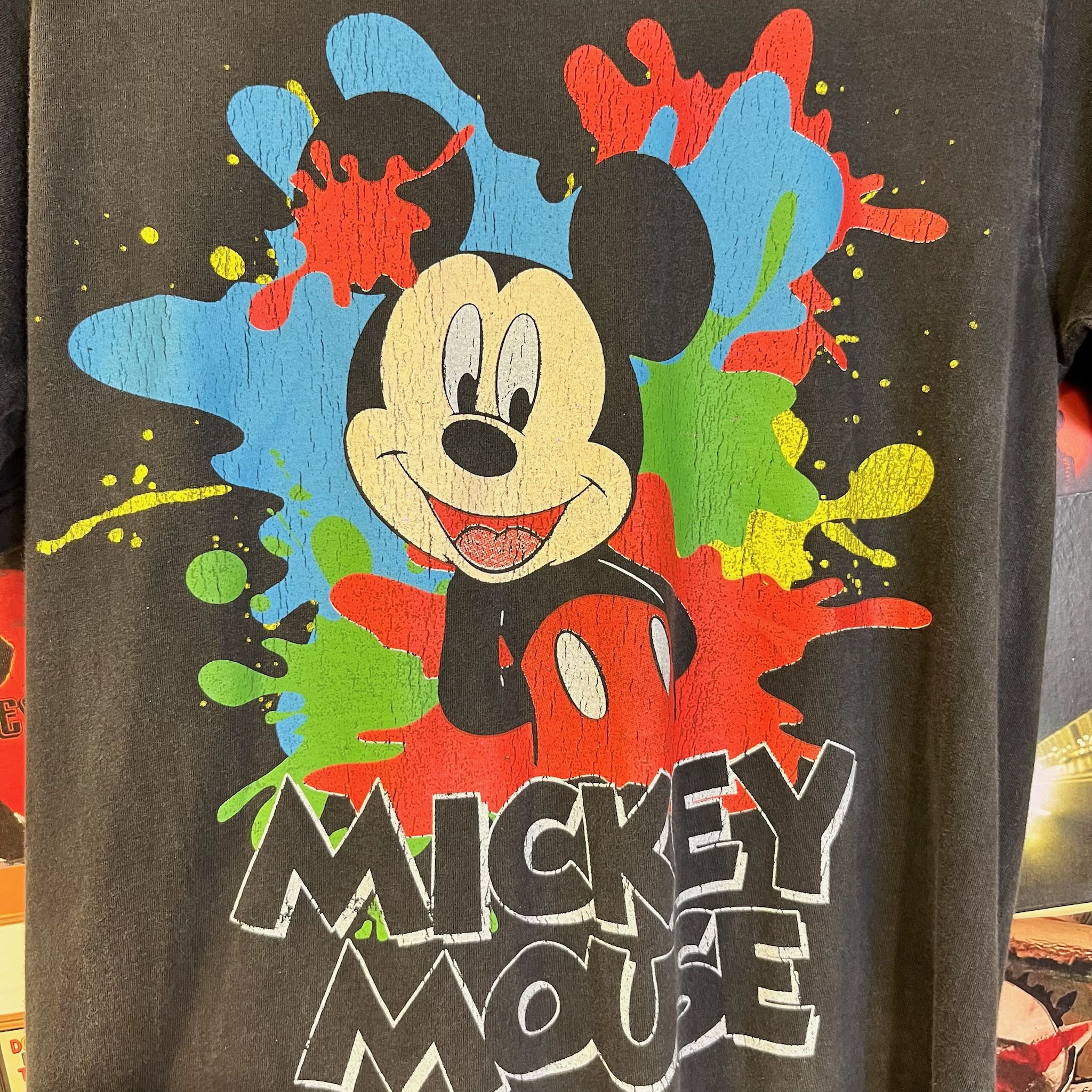 Vintage Mickey Mouse Graphic Tee (M)