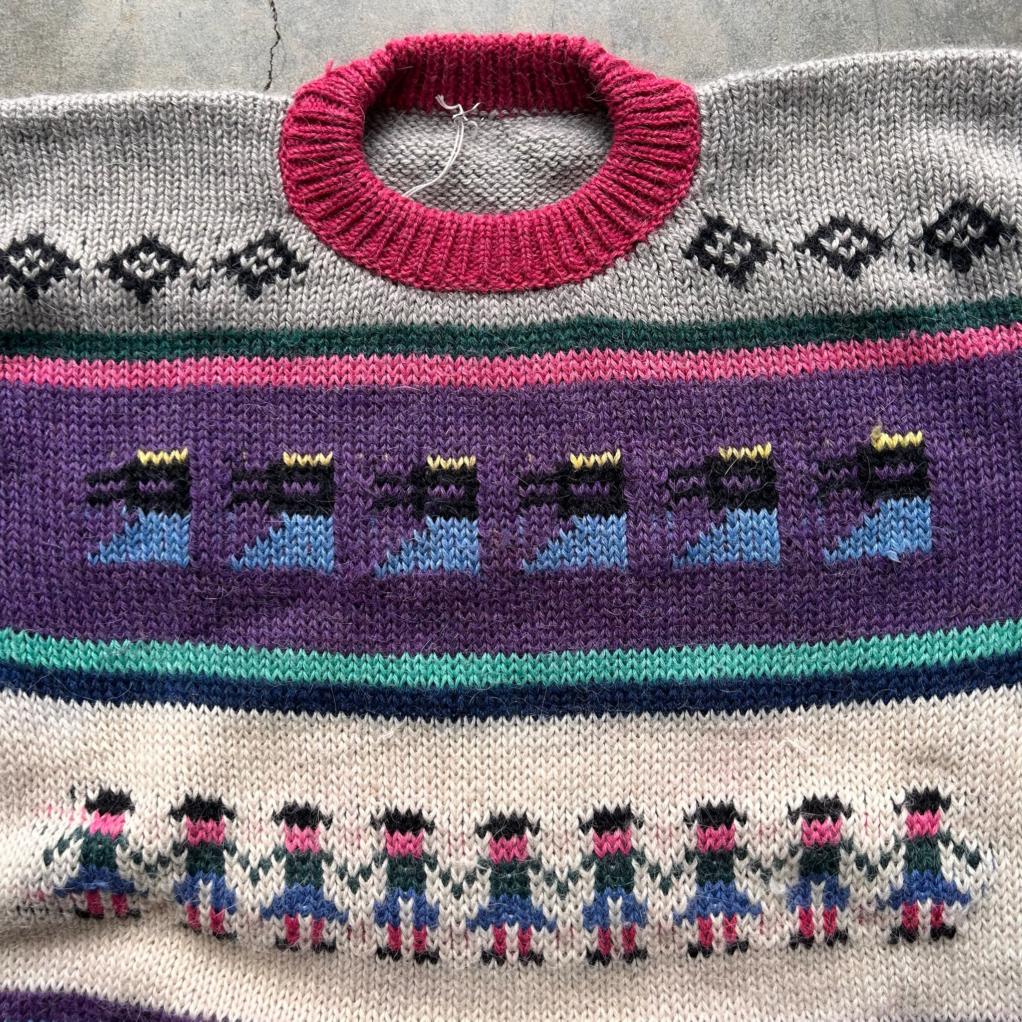 Vintage Sweater (XL)