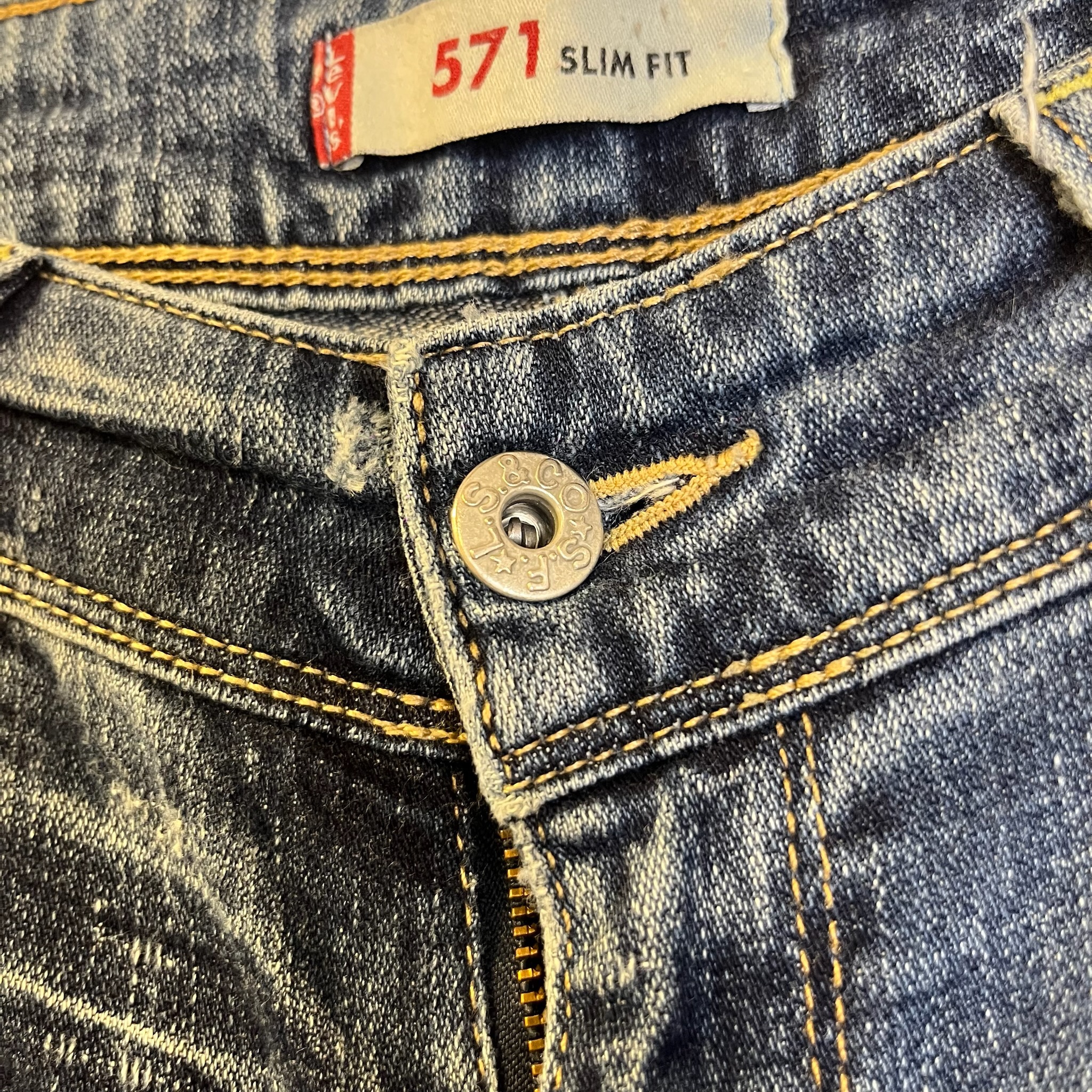 Vintage Levi's 751 Baggy Jeans (W31)