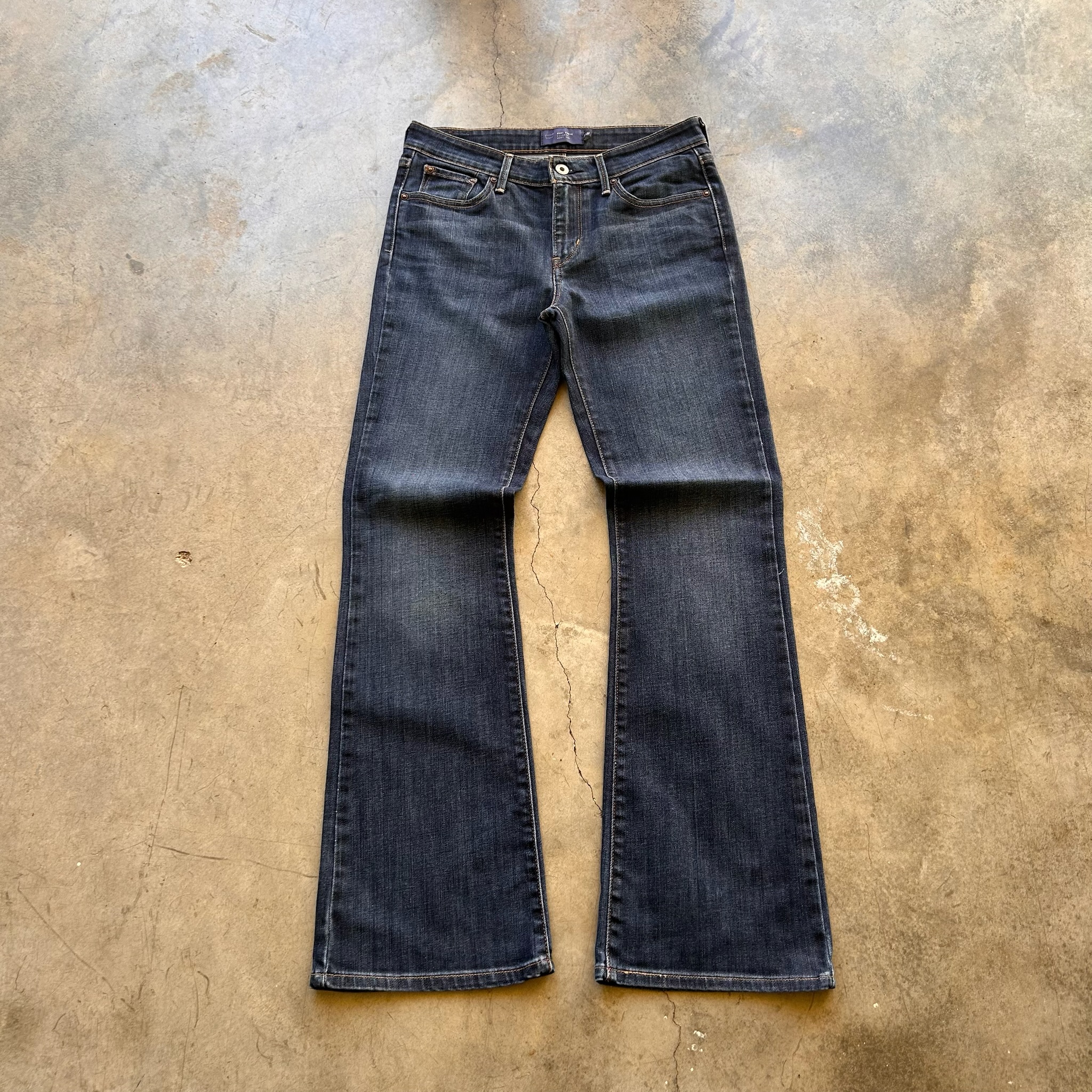 Levi's Bootcut (W28)