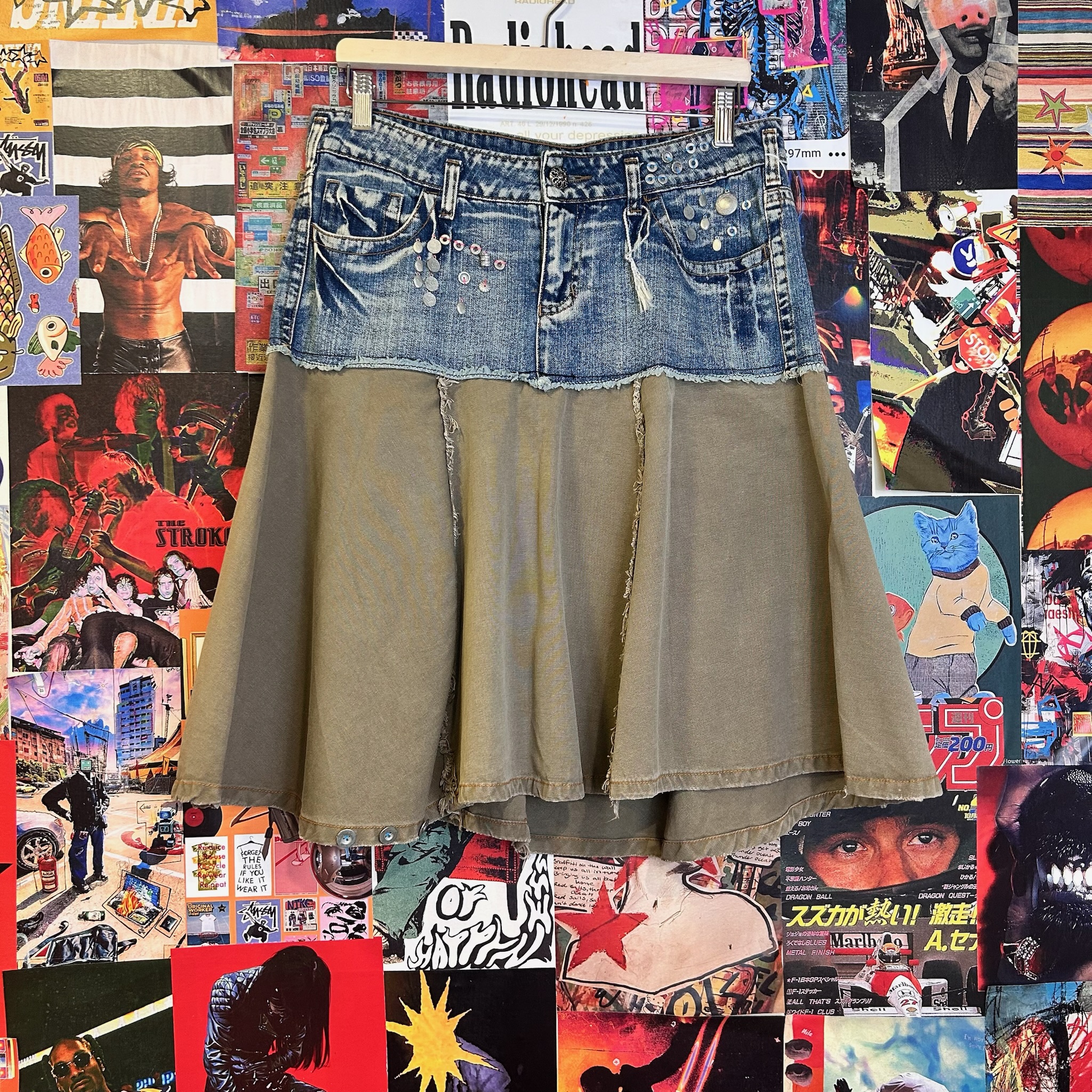 Vintage Y2K Skirt (XL)