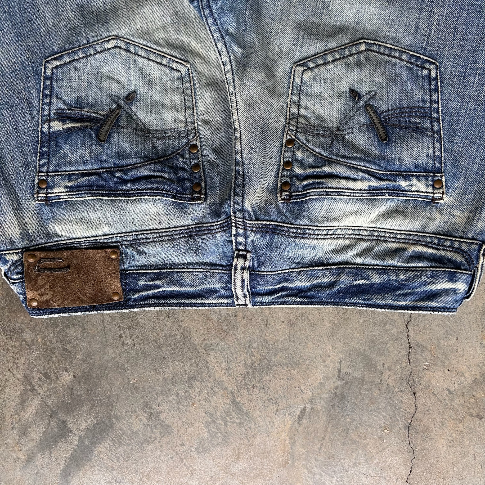 Diesel Jeans (W27)