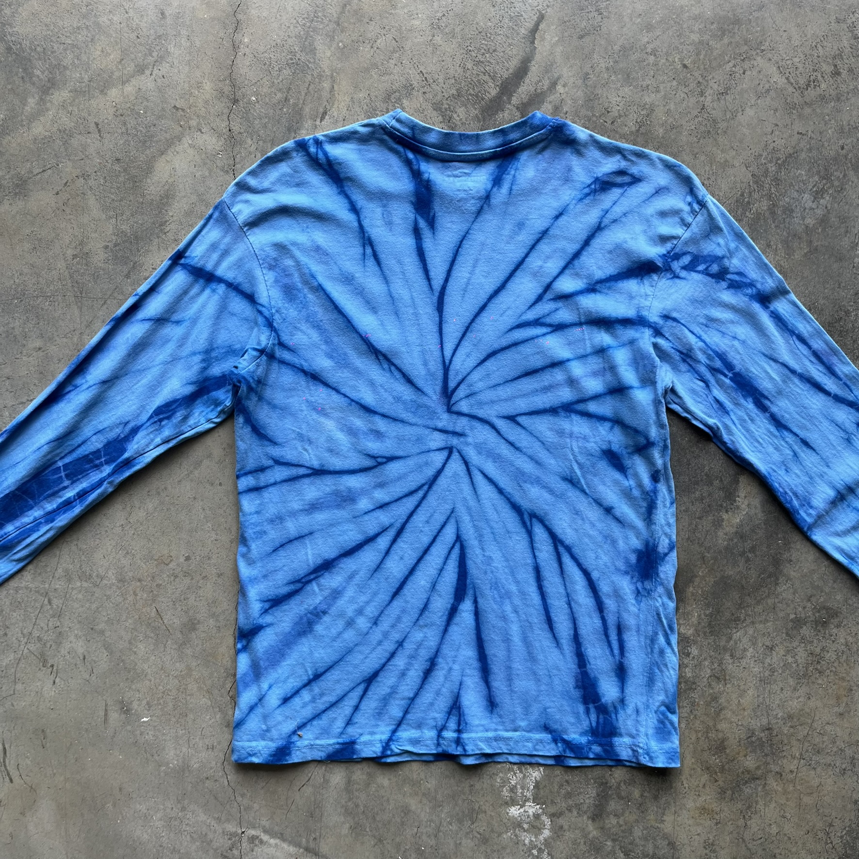 Vintage Long-Sleeve (M)