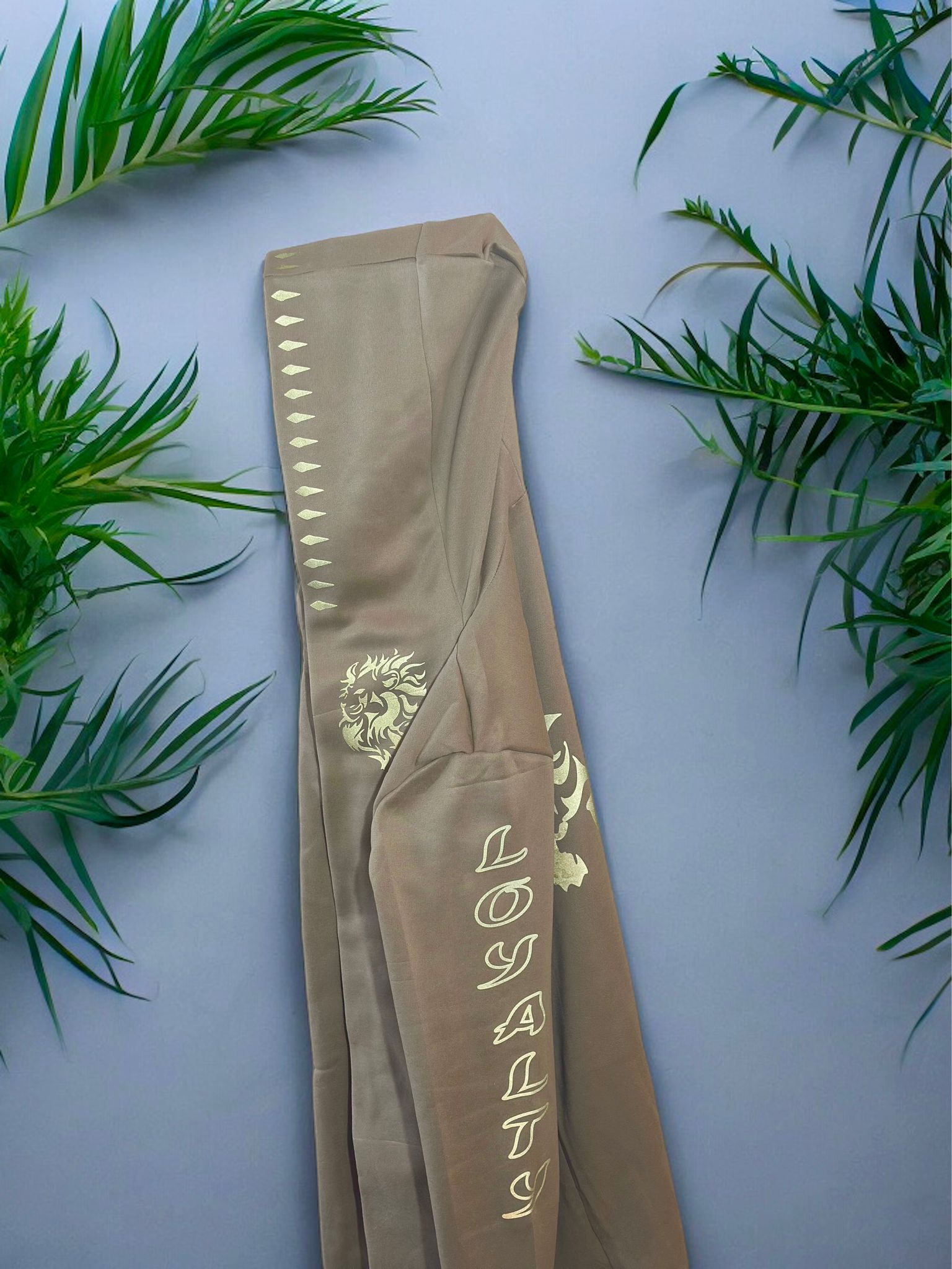 7 Lion “ Never give up” Cardigan