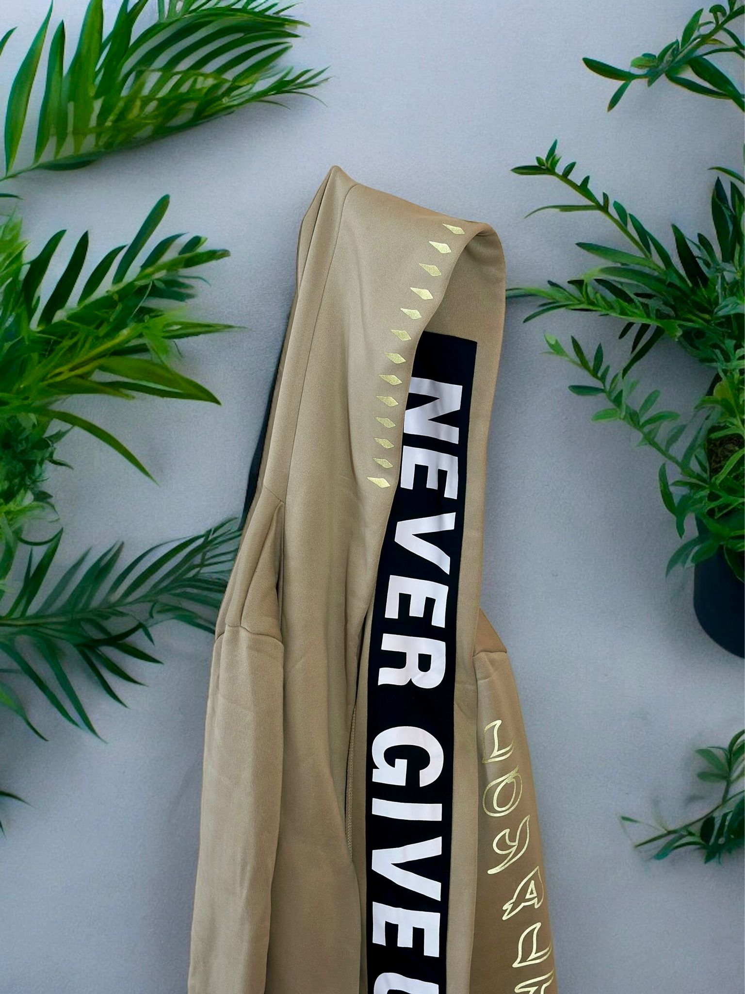 7 Lion “ Never give up” Cardigan